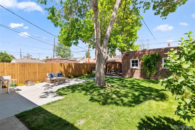 3332 N Vine Street