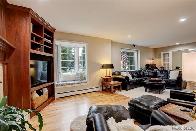 1124 Parkwood Drive