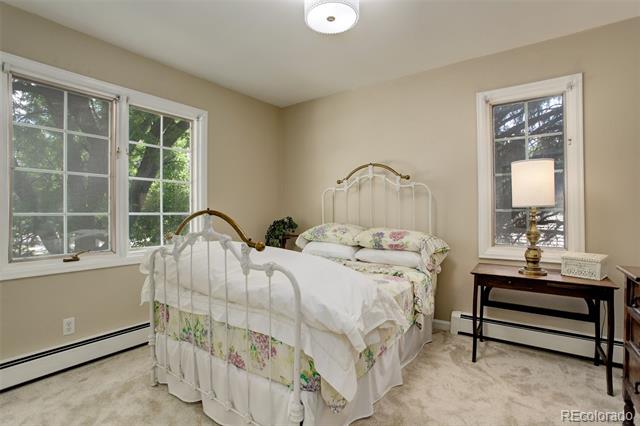 1124 Parkwood Drive
