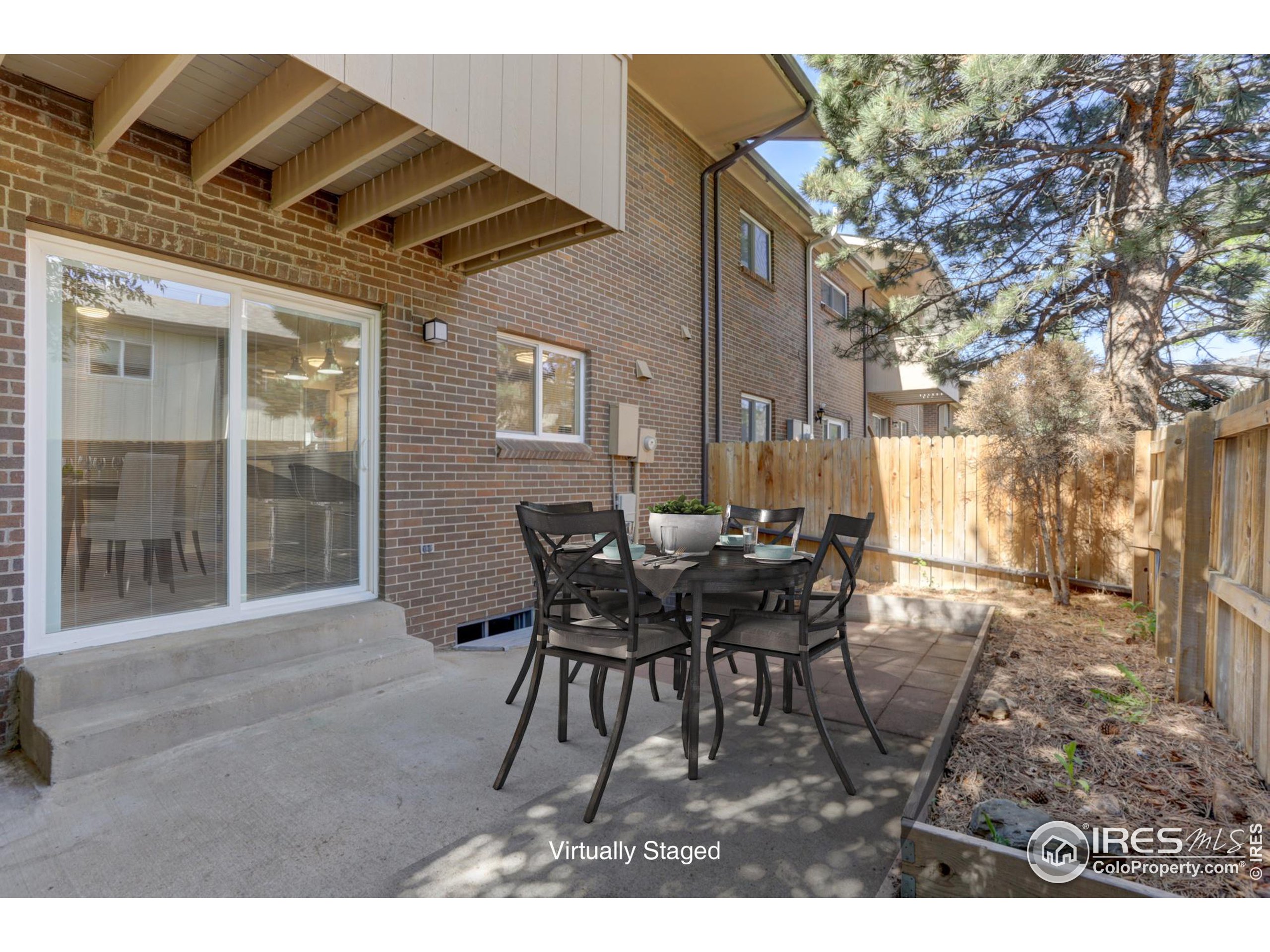 1530 Greenbriar Blvd