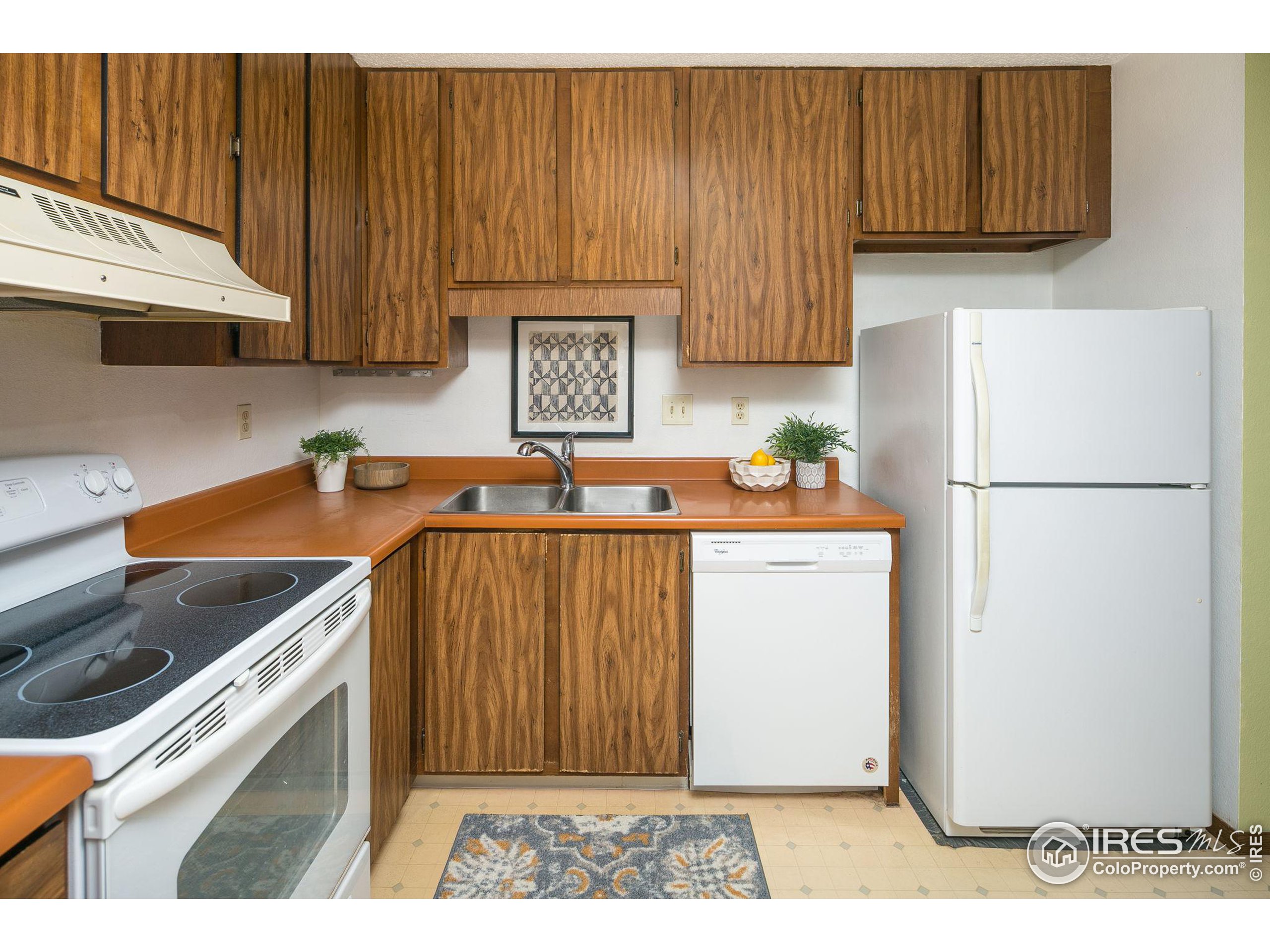 925 Columbia Rd Unit: 622