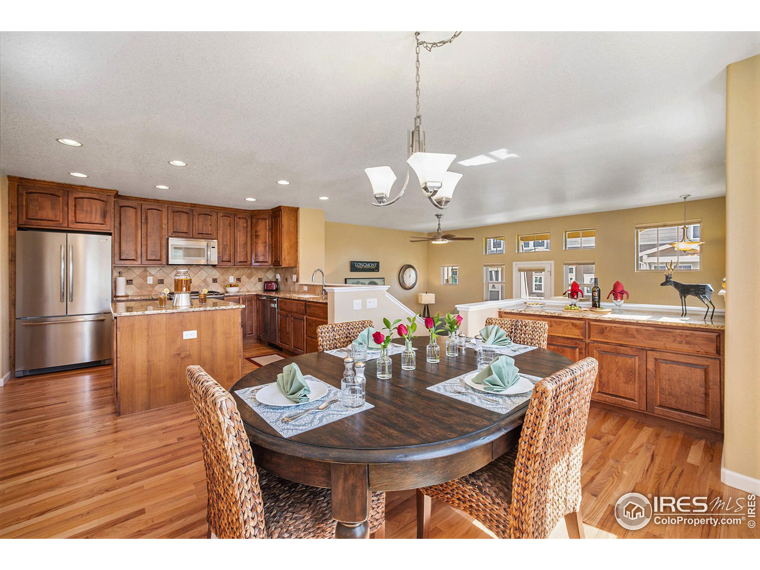1671 Venice Ln