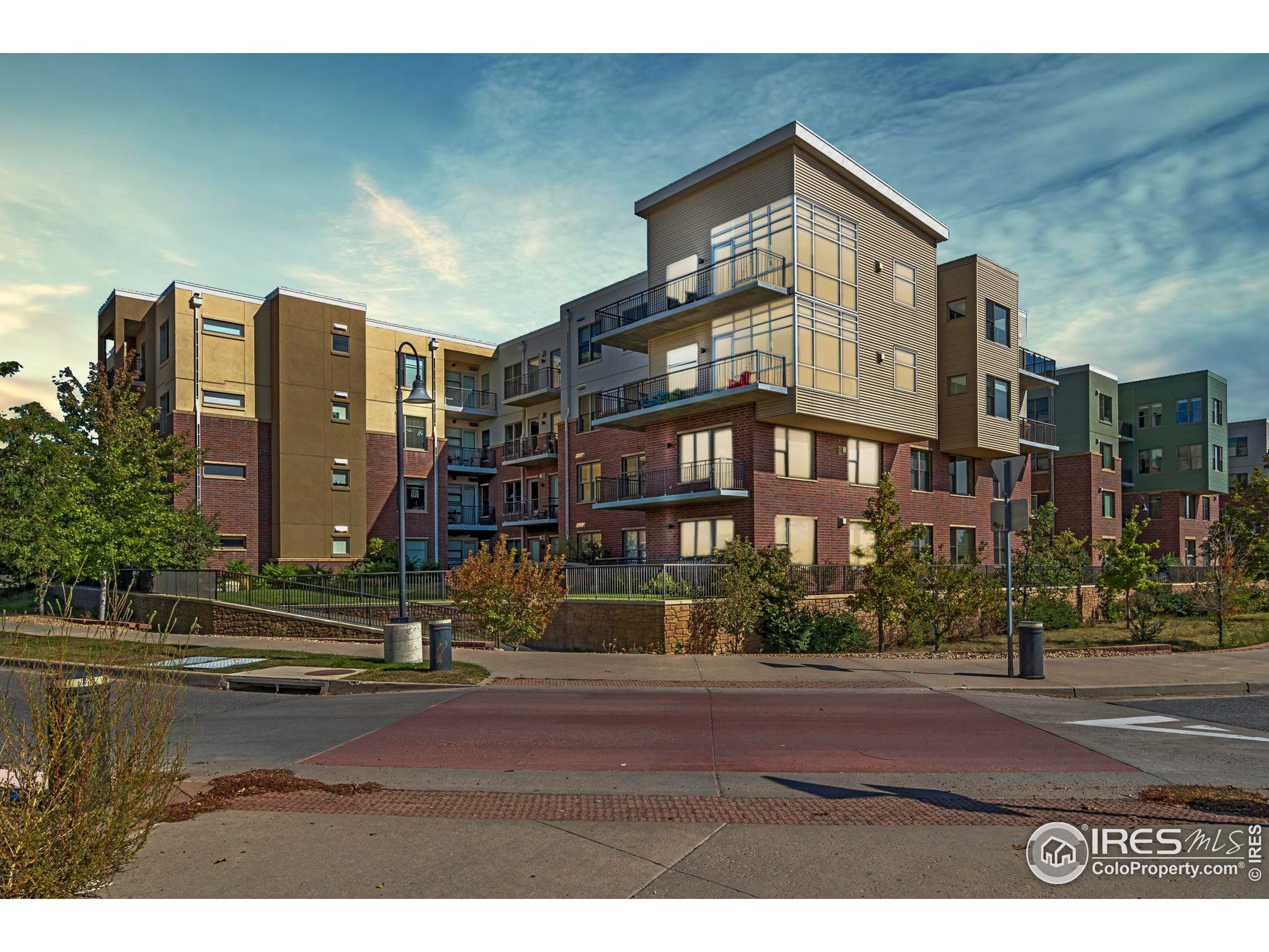 3301 Arapahoe Ave Unit: 306
