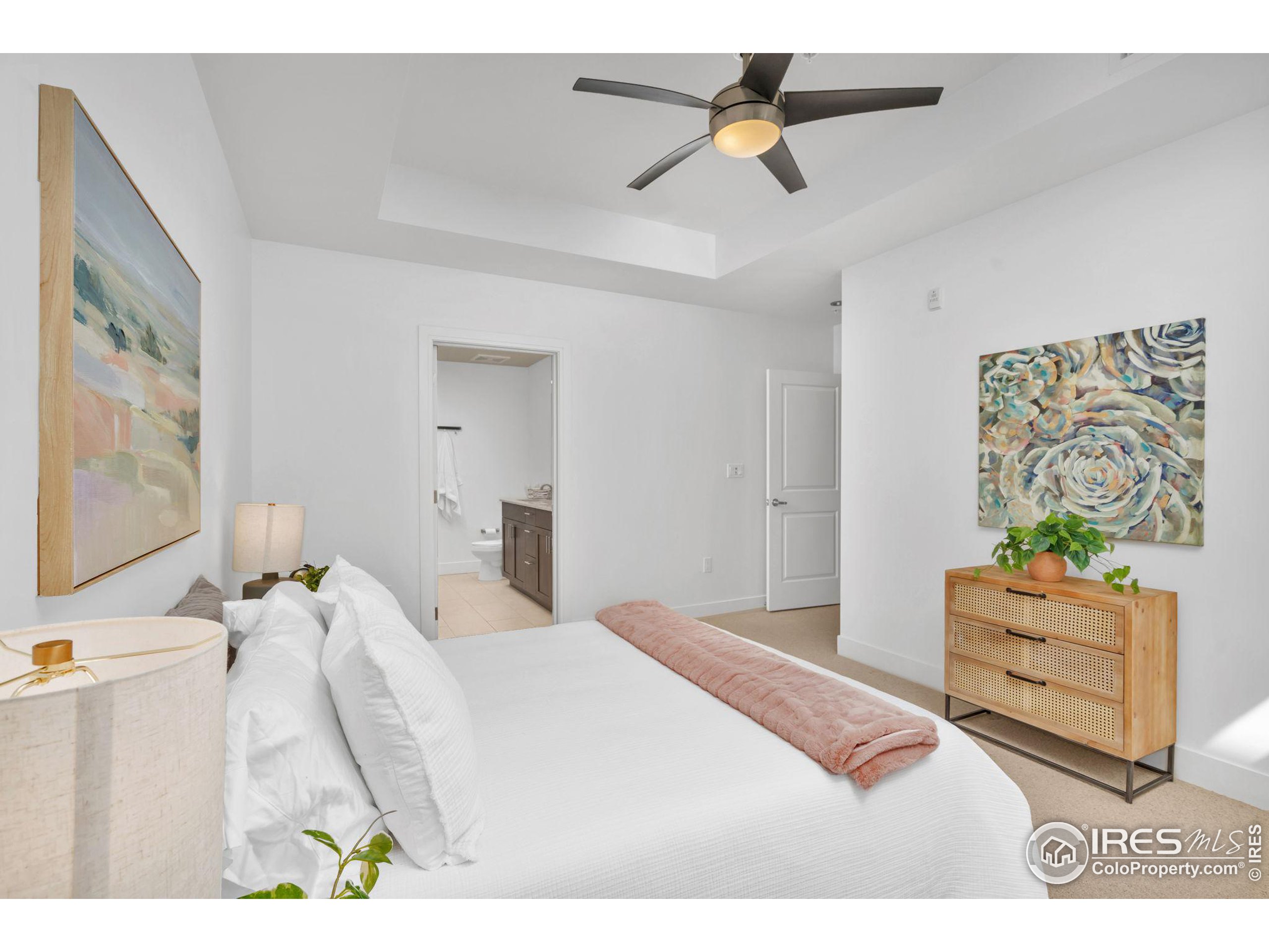 3301 Arapahoe Ave Unit: 306