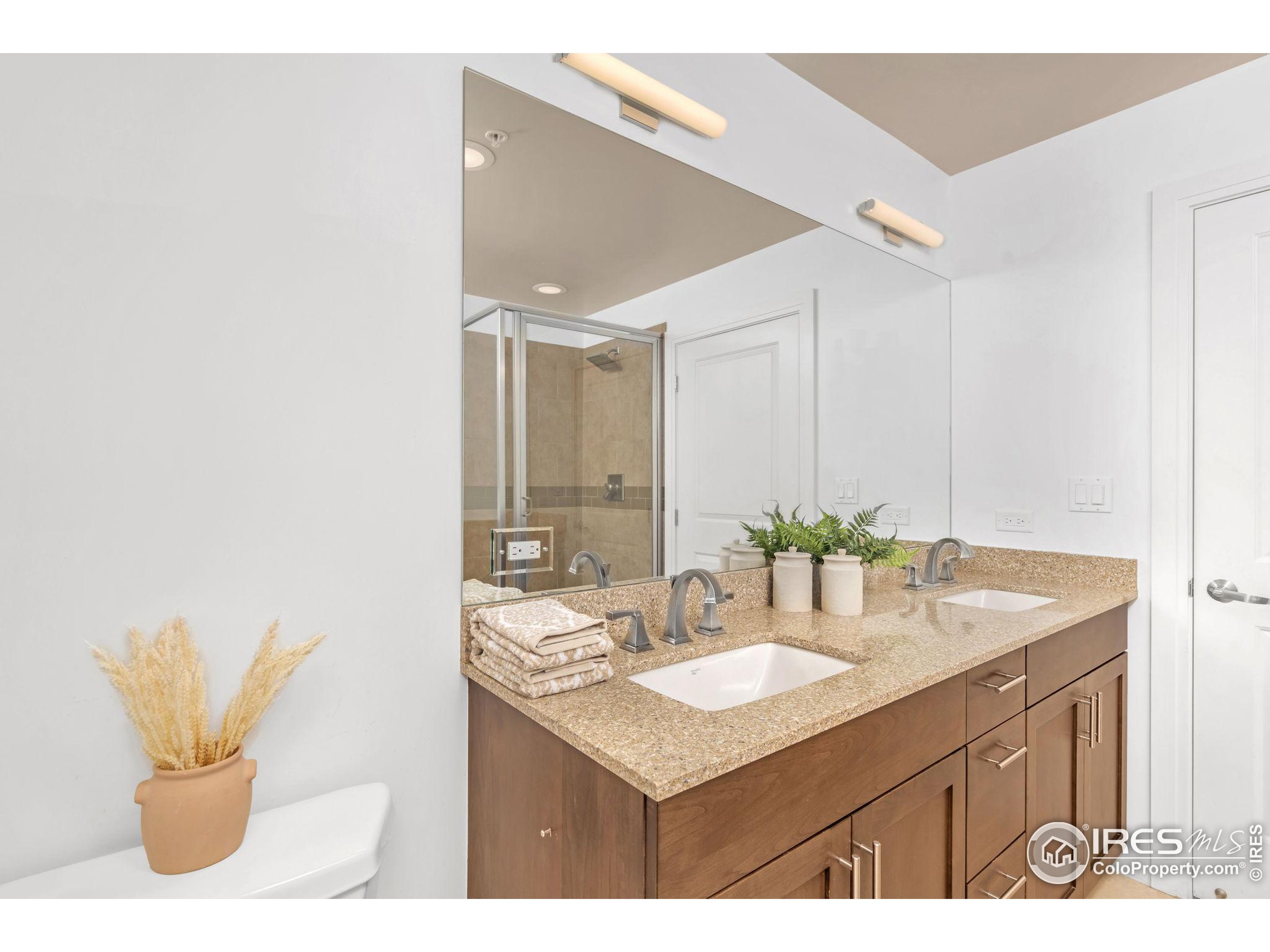 3301 Arapahoe Ave Unit: 306