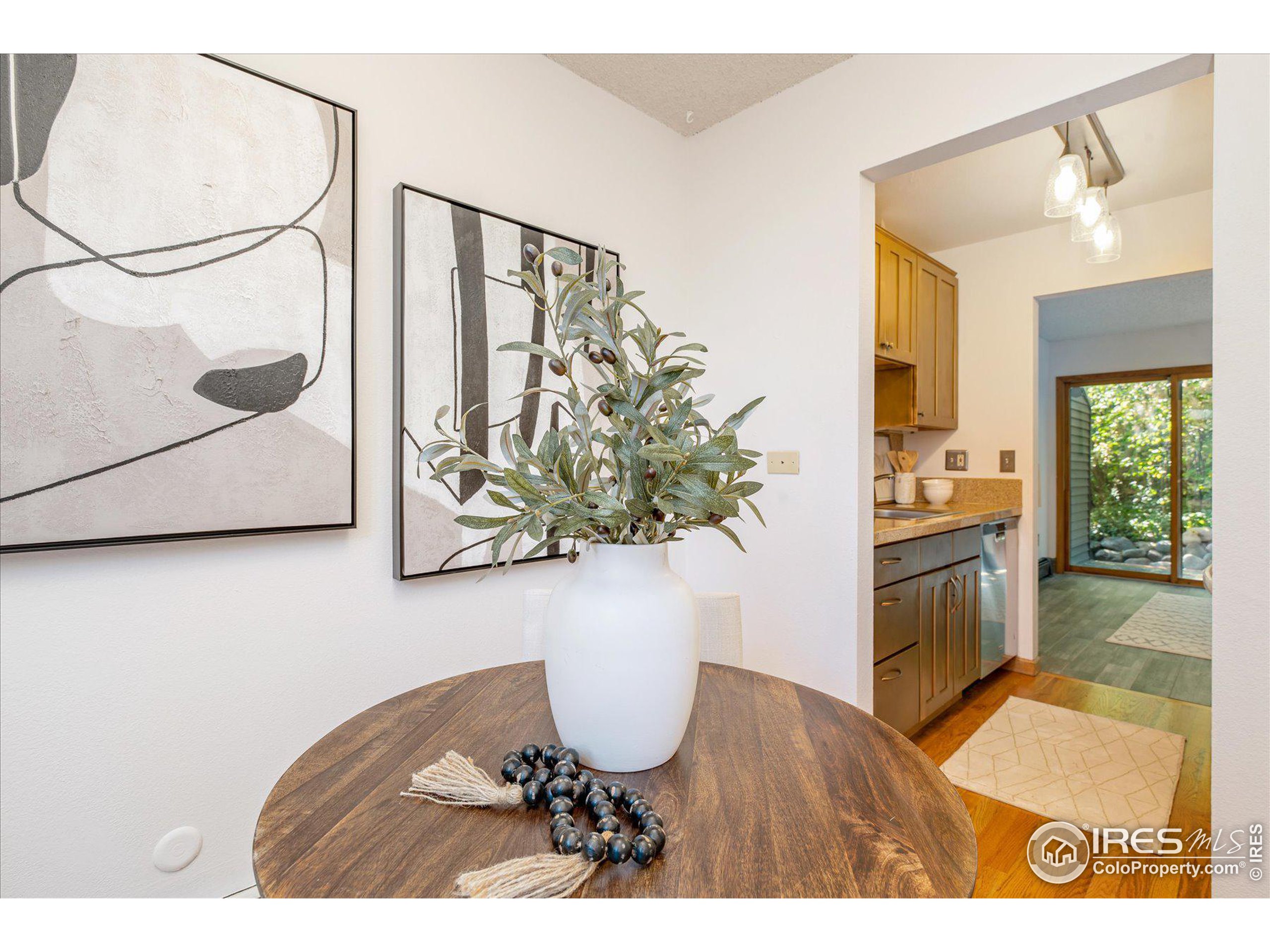 350 Arapahoe Ave Unit: 2