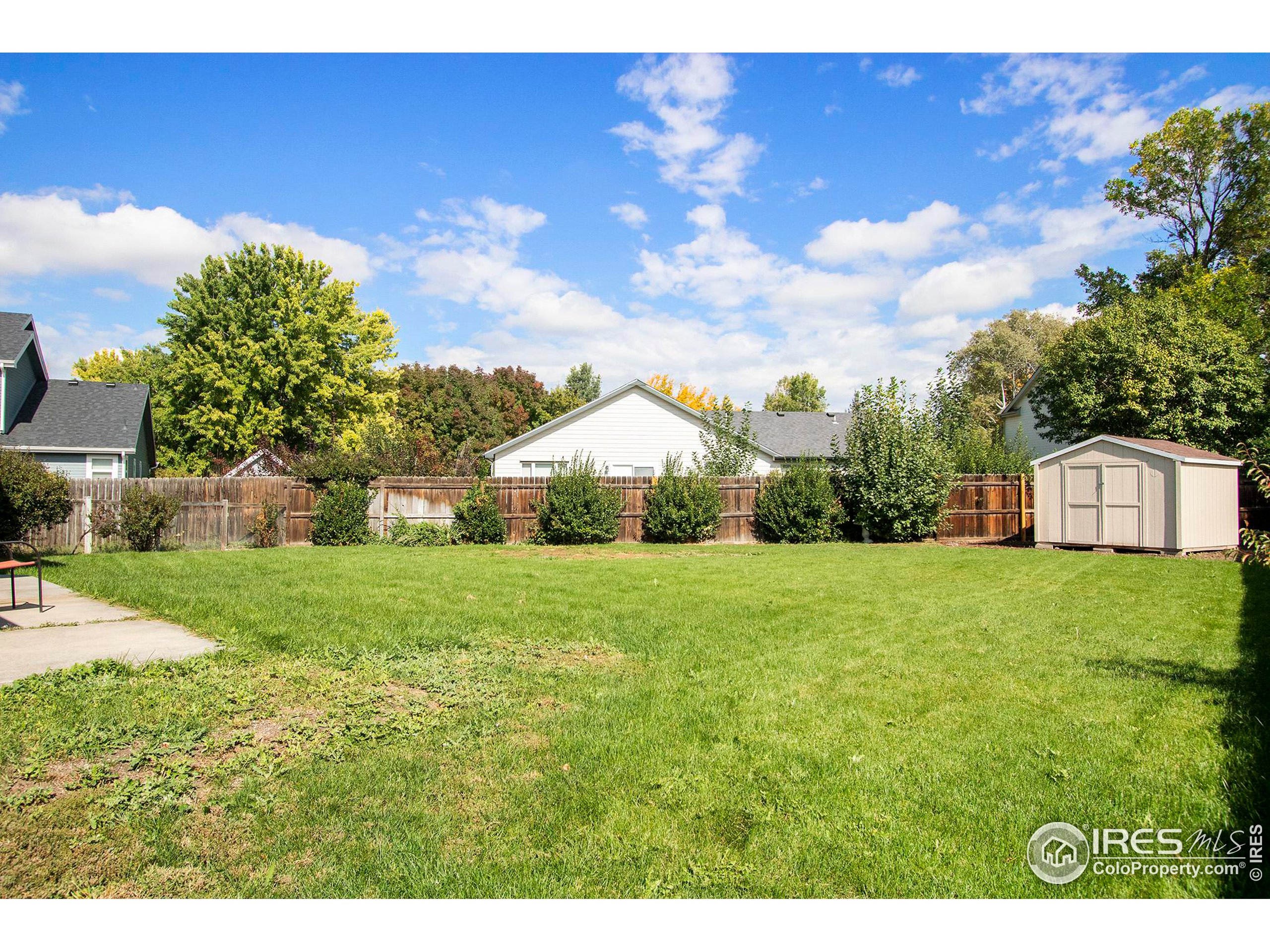 255 Mulberry Dr