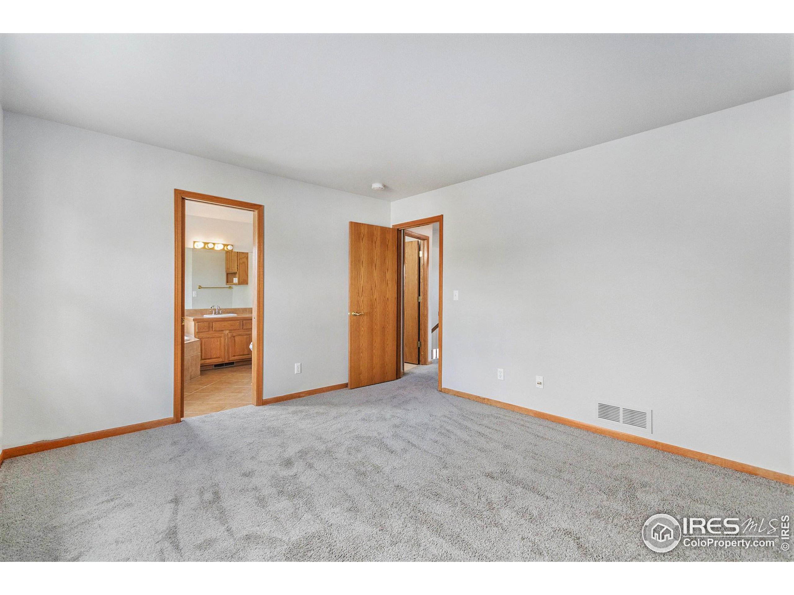 255 Mulberry Dr