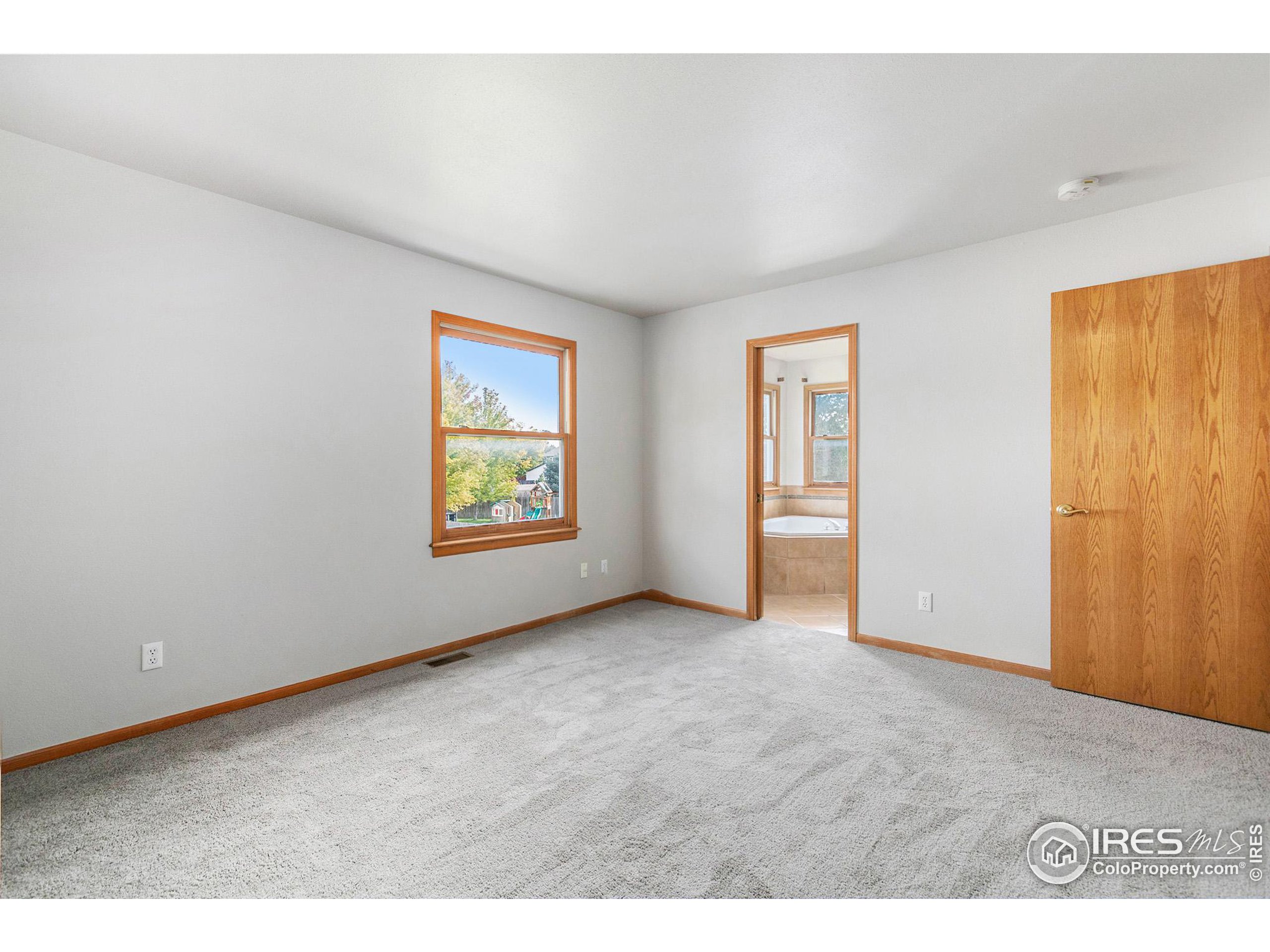 255 Mulberry Dr