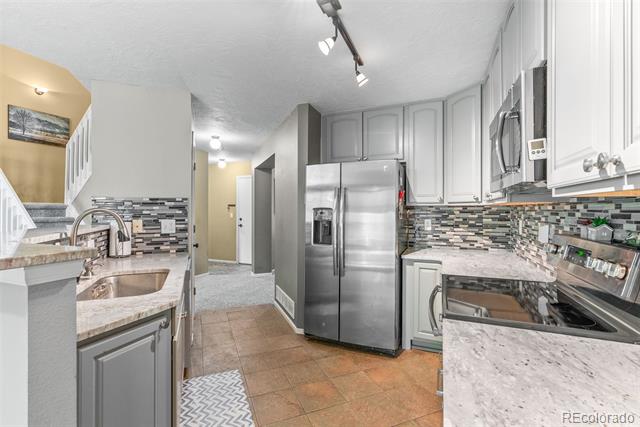 2337 Gold Dust Lane