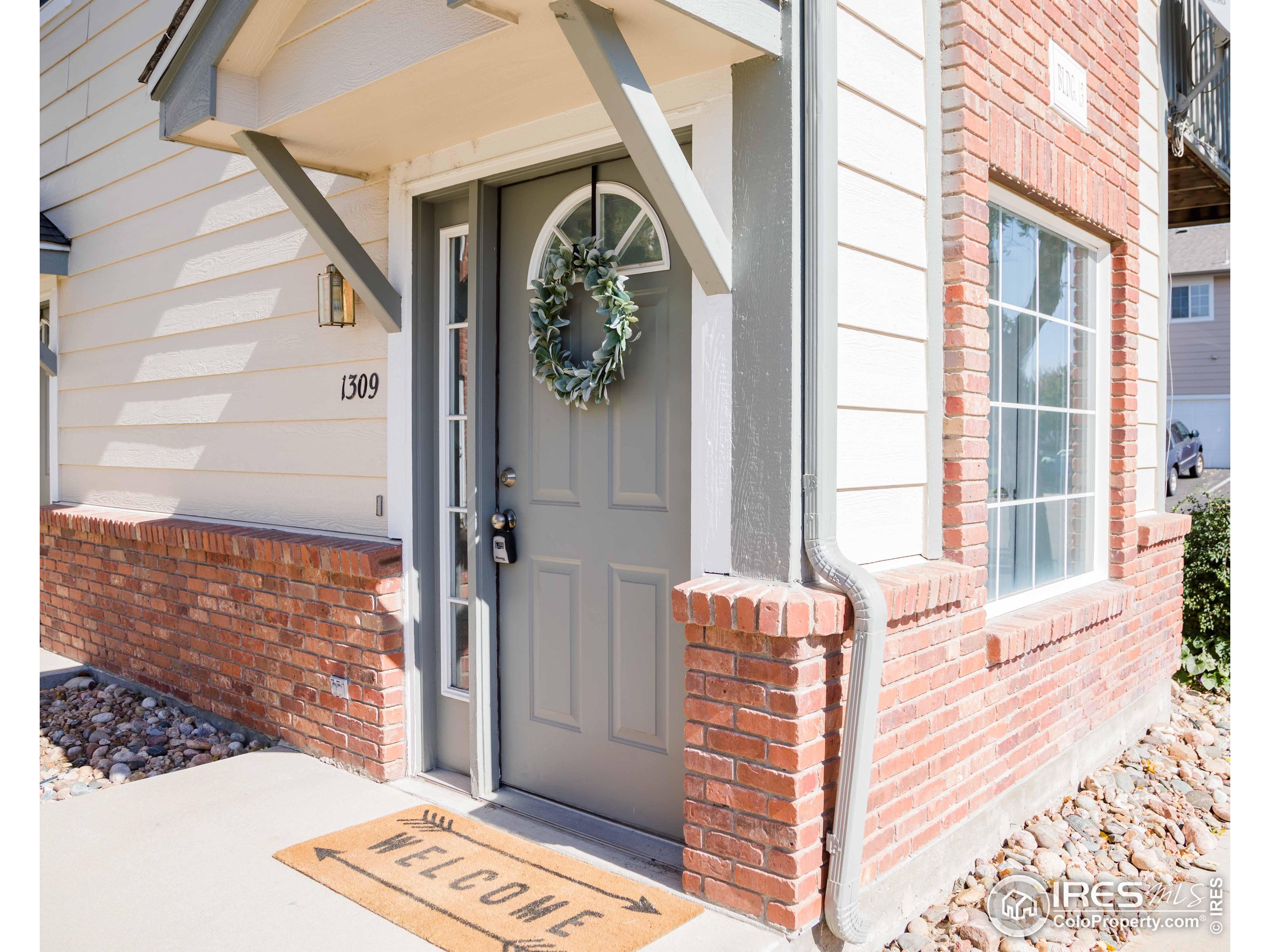 5151 W 29th St Unit: 1309