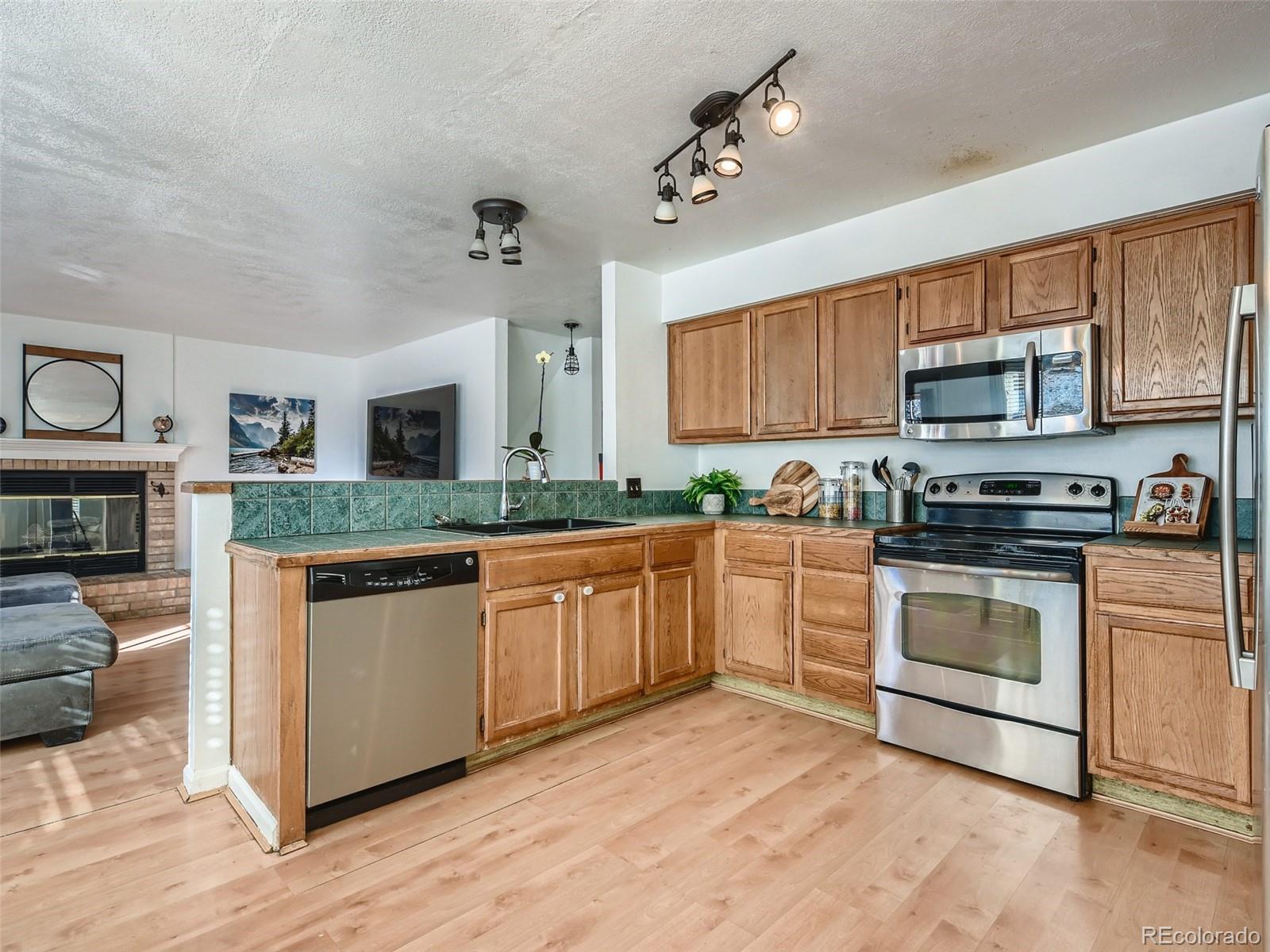 979 Garden Drive