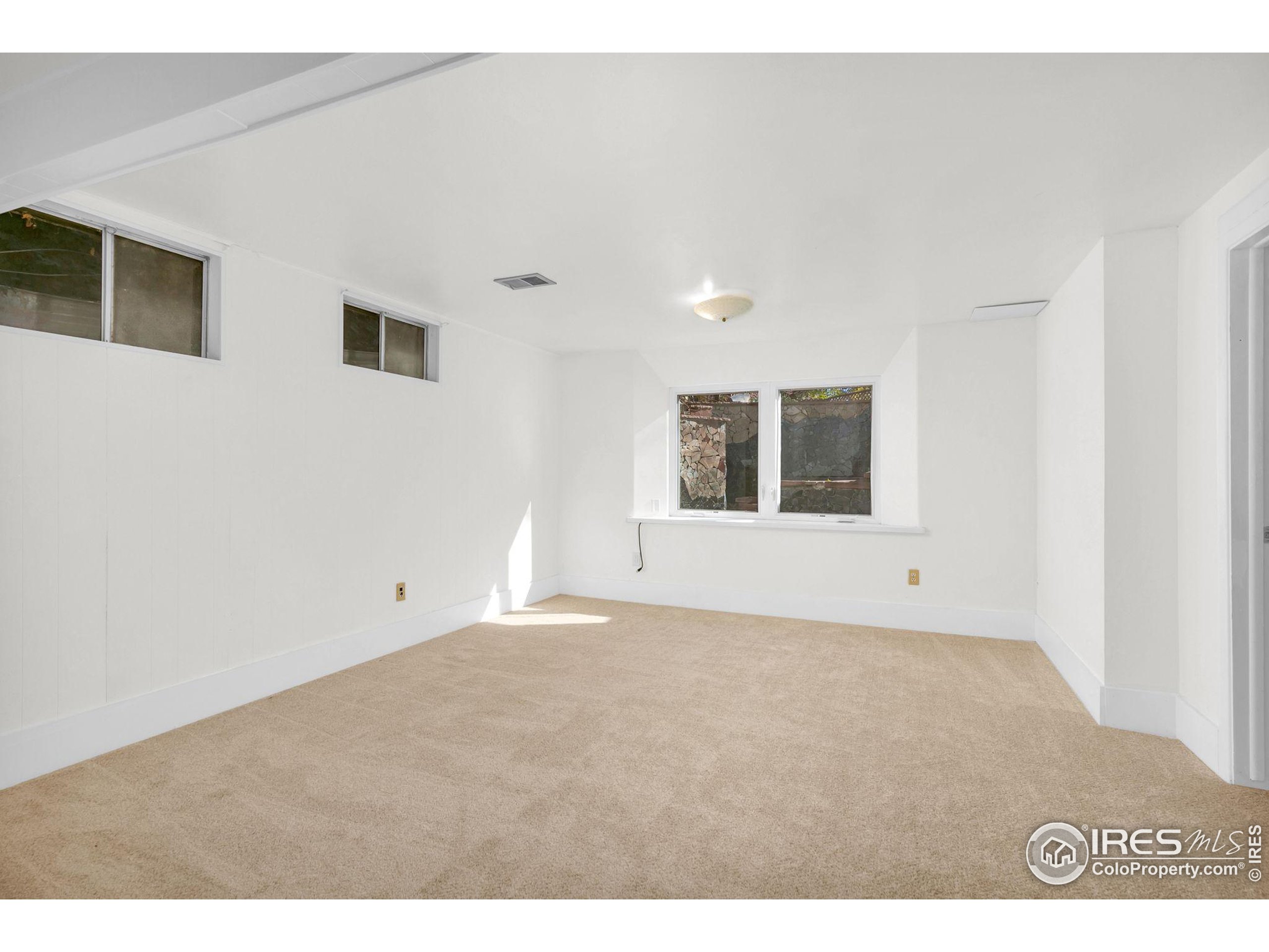 2974 Nogales Ct