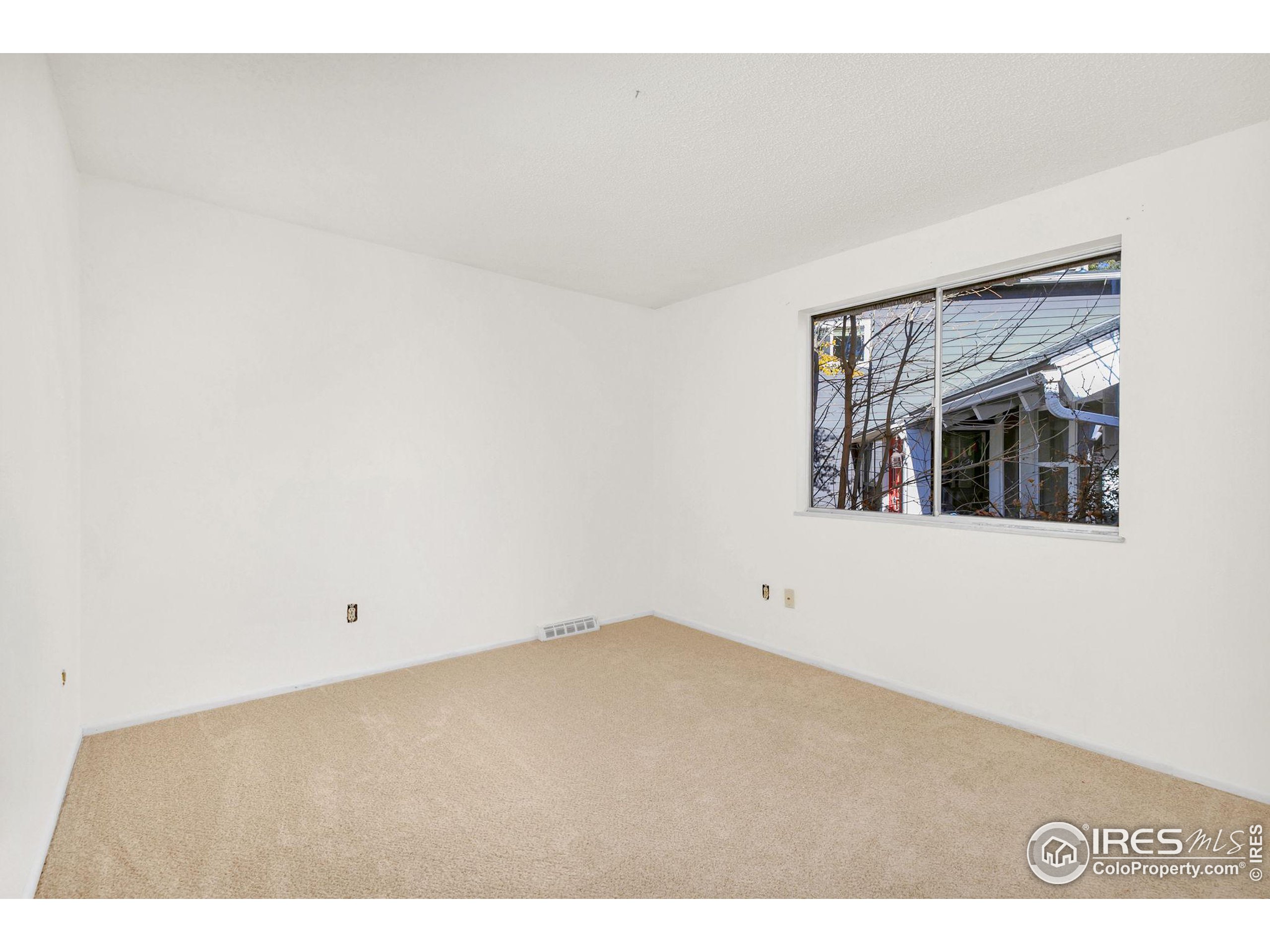 2974 Nogales Ct