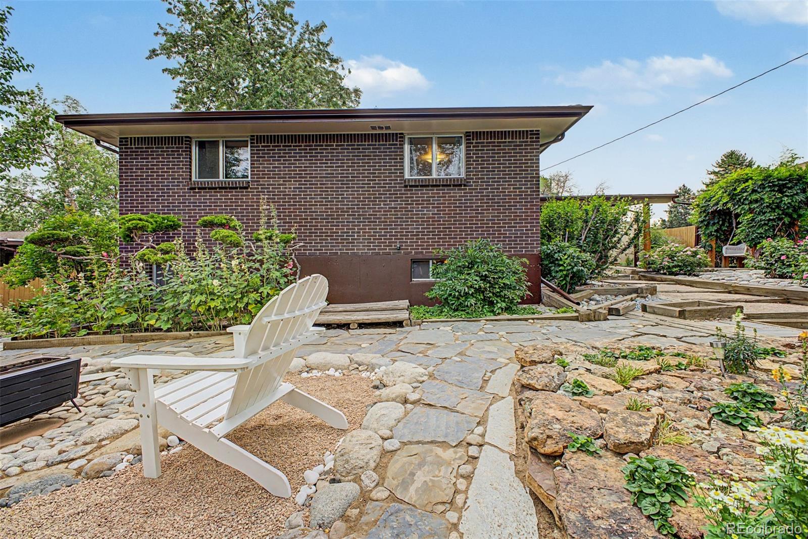 775 Van Gordon Court
