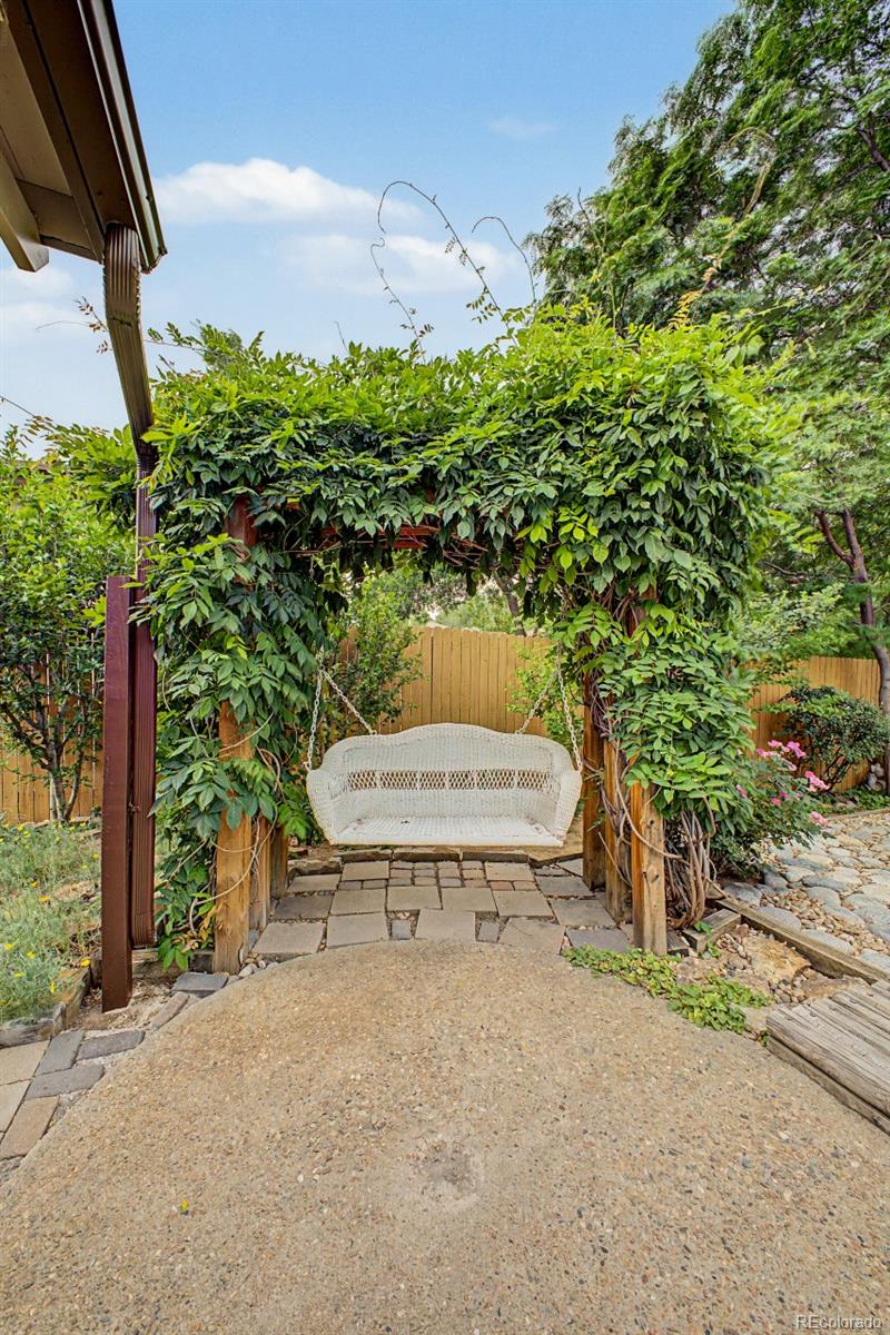 775 Van Gordon Court