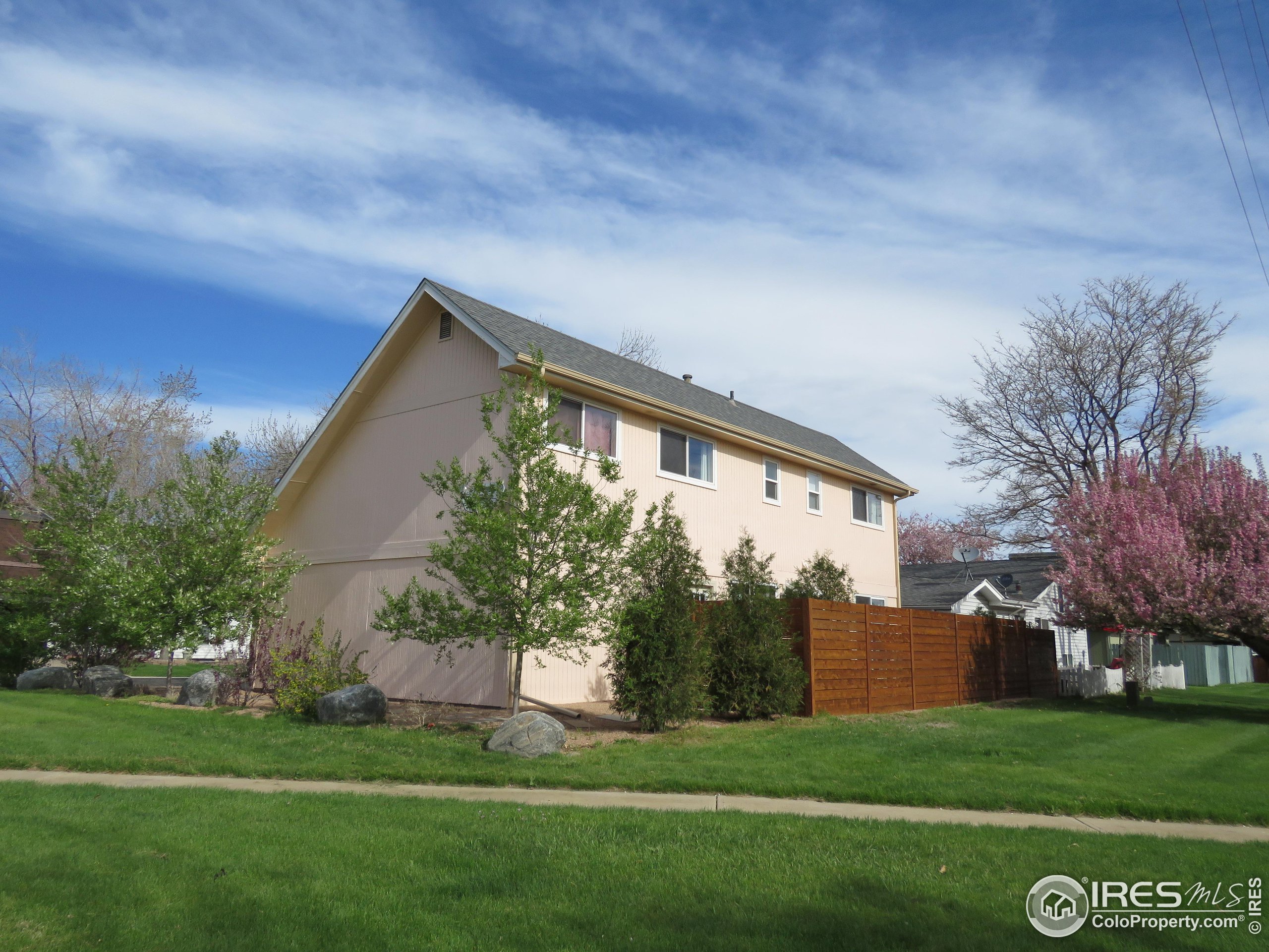 118 Ponderosa St