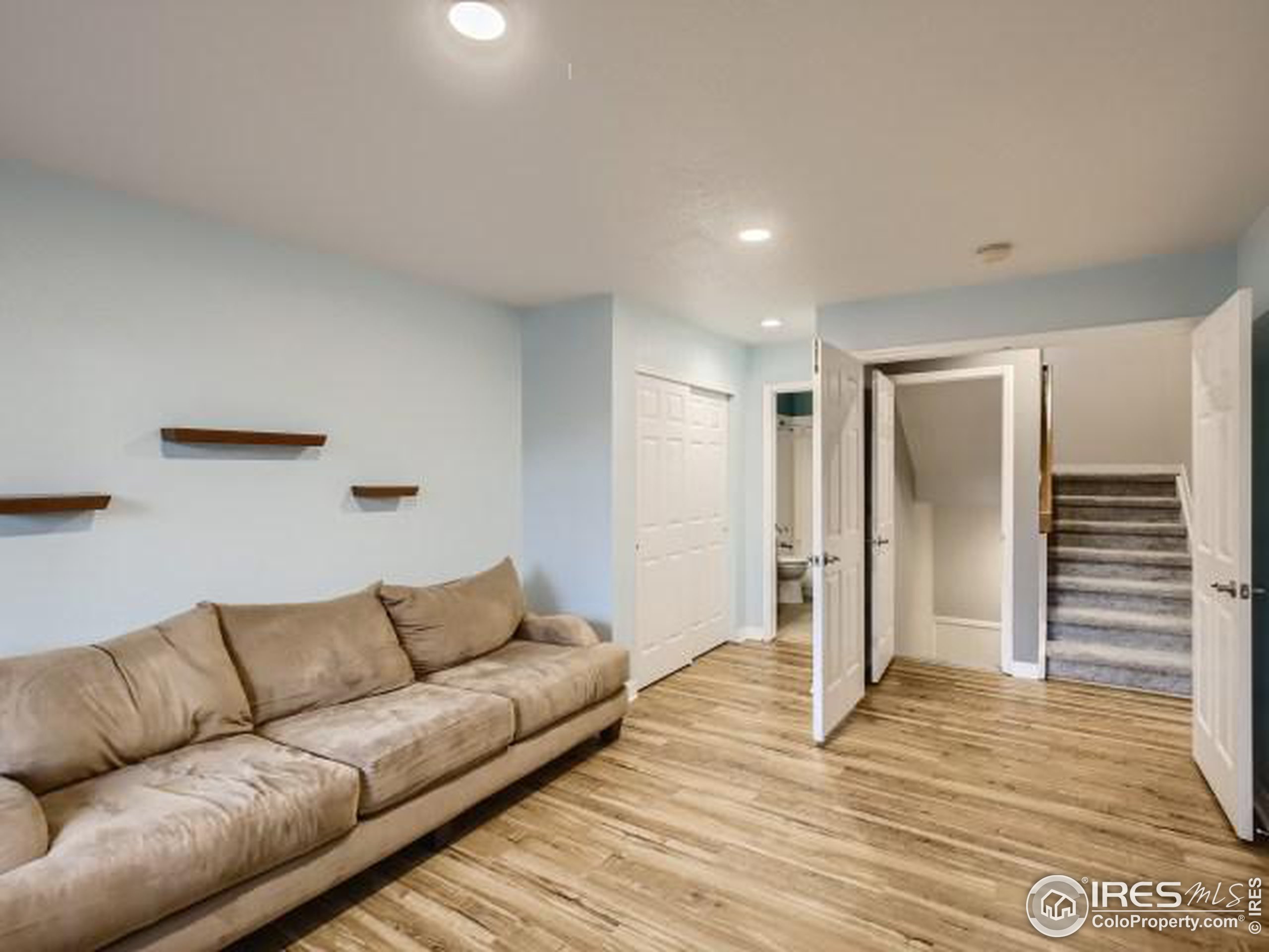 1167 James Ct Unit: 5