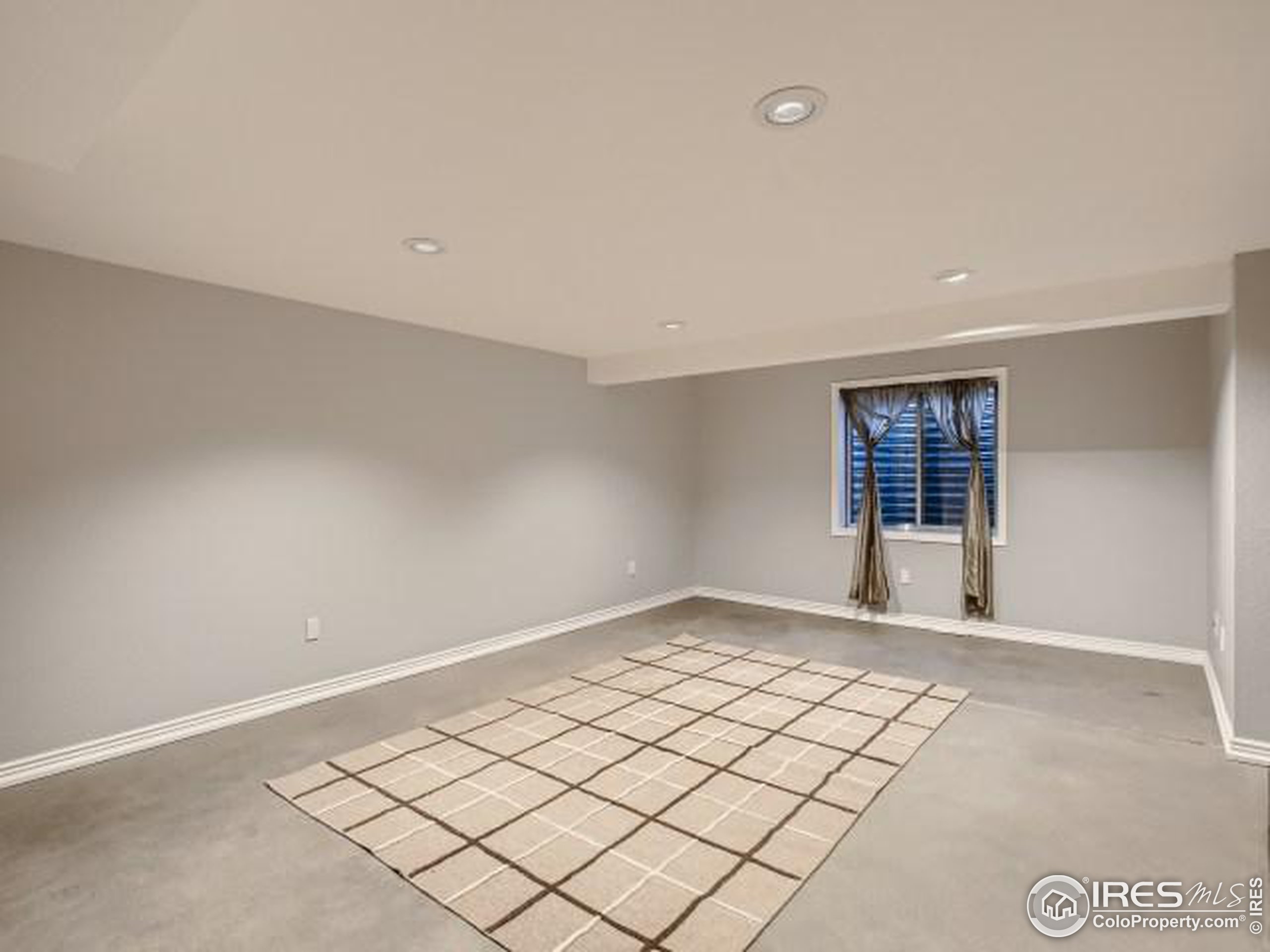 1167 James Ct Unit: 5