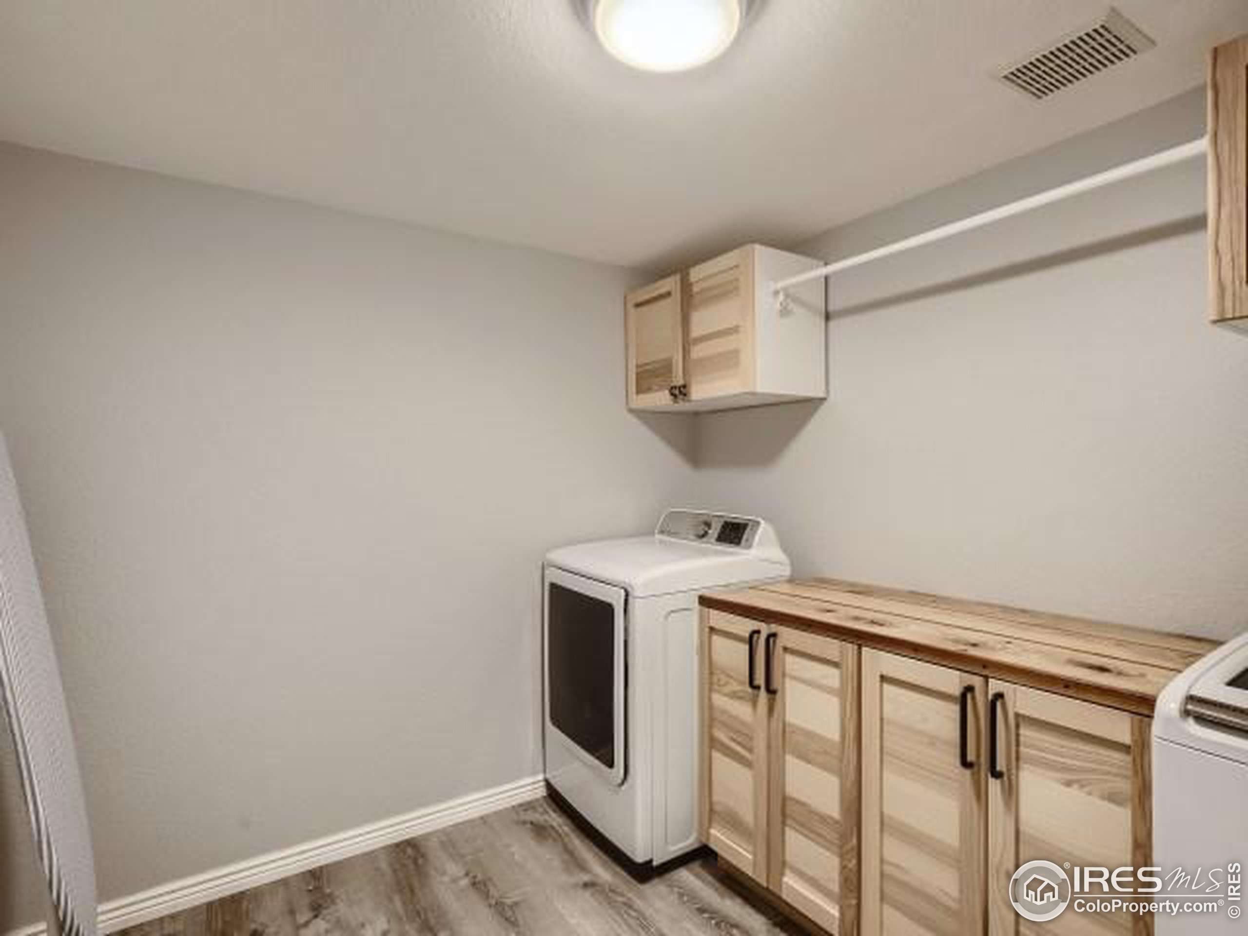 1167 James Ct Unit: 5