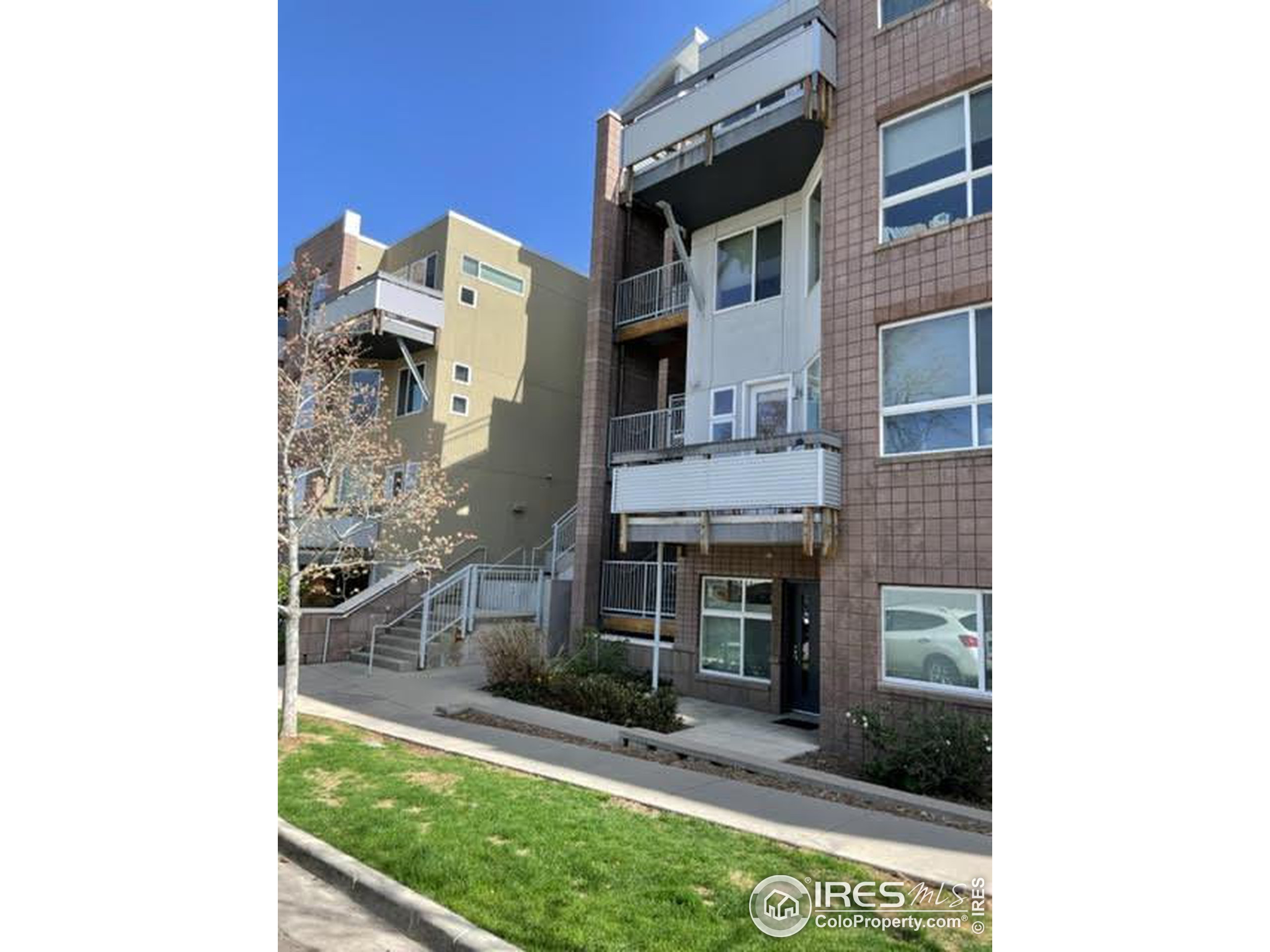 2850 E College Ave Unit: 102