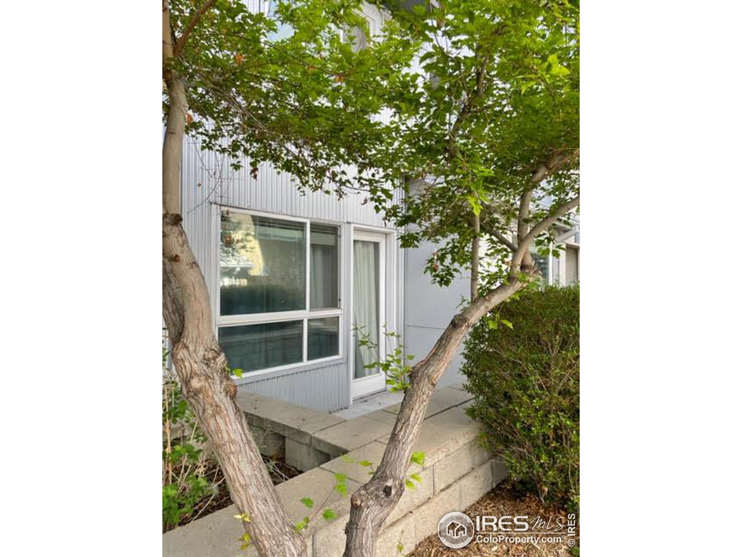 2850 E College Ave Unit: 102