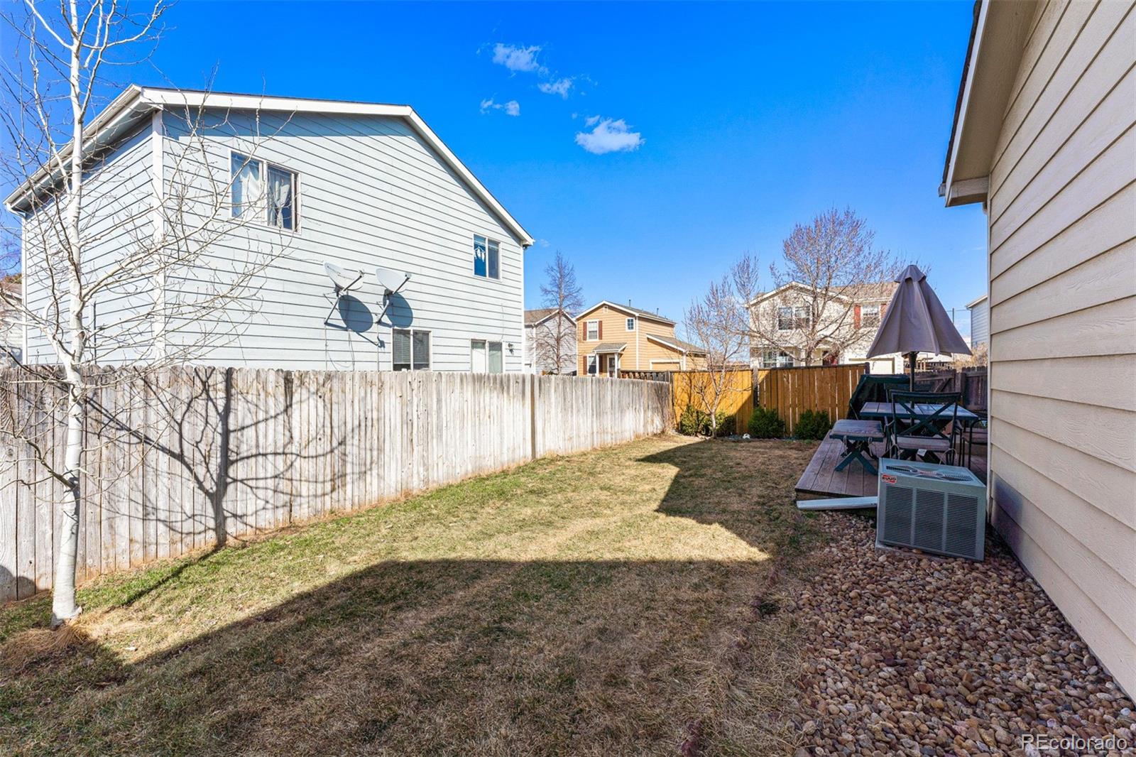 4211 W Kenyon Avenue