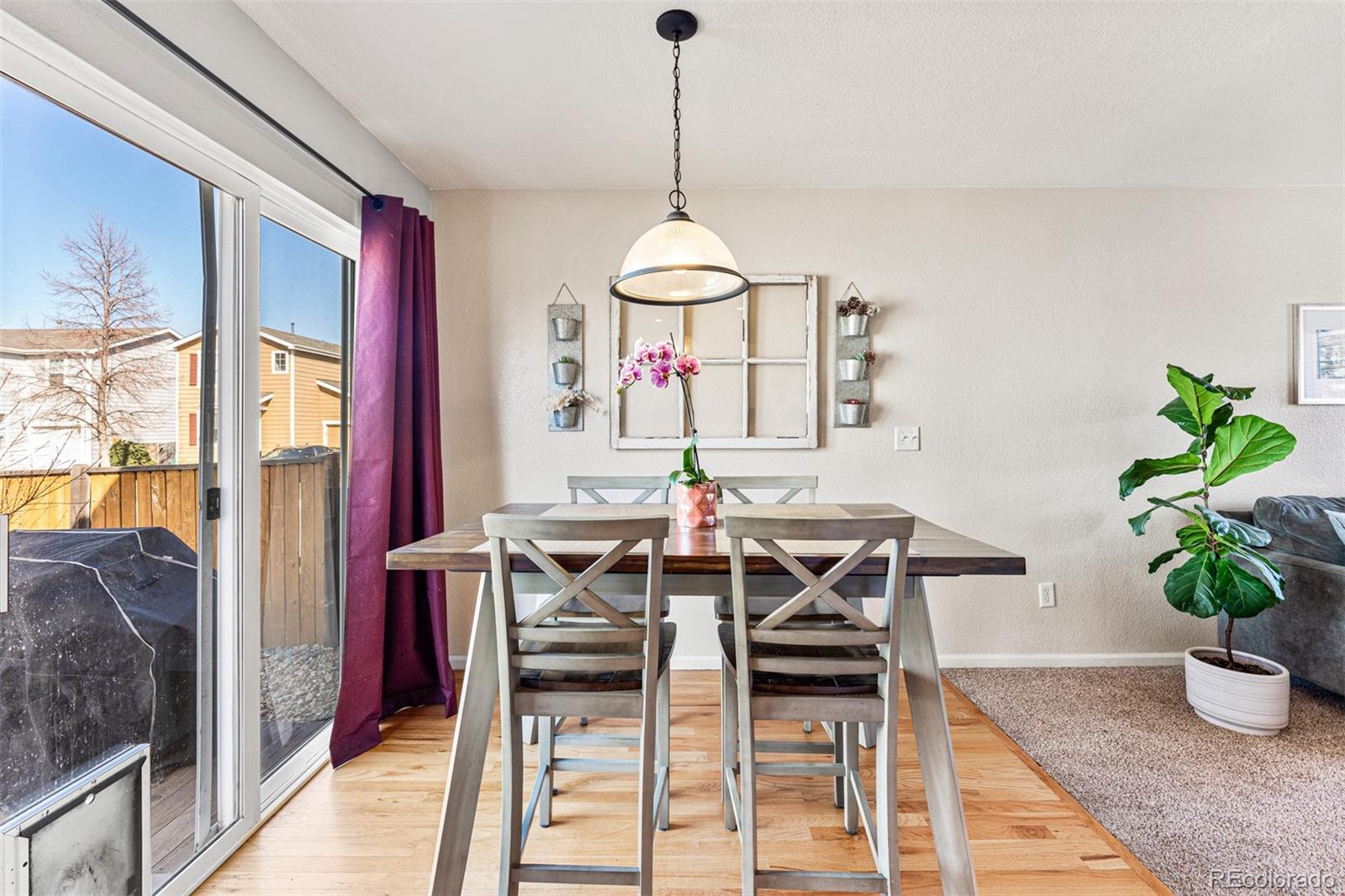 4211 W Kenyon Avenue