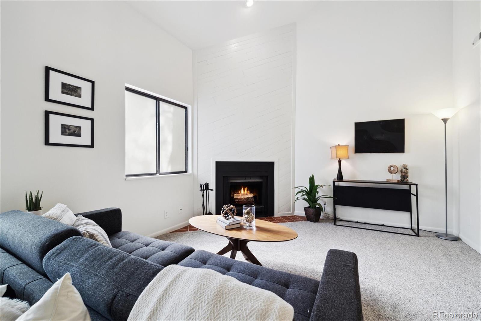 301 W Lehow Avenue Unit: 14B