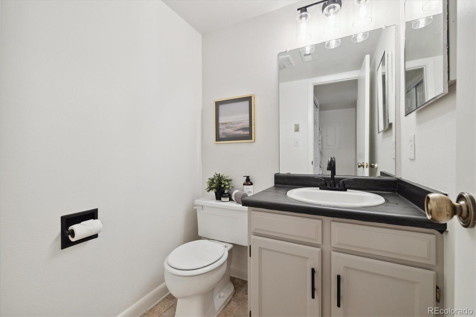 301 W Lehow Avenue Unit: 14B