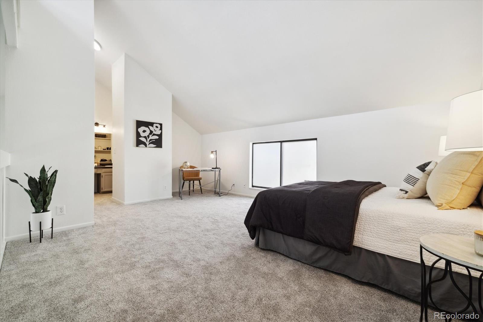 301 W Lehow Avenue Unit: 14B