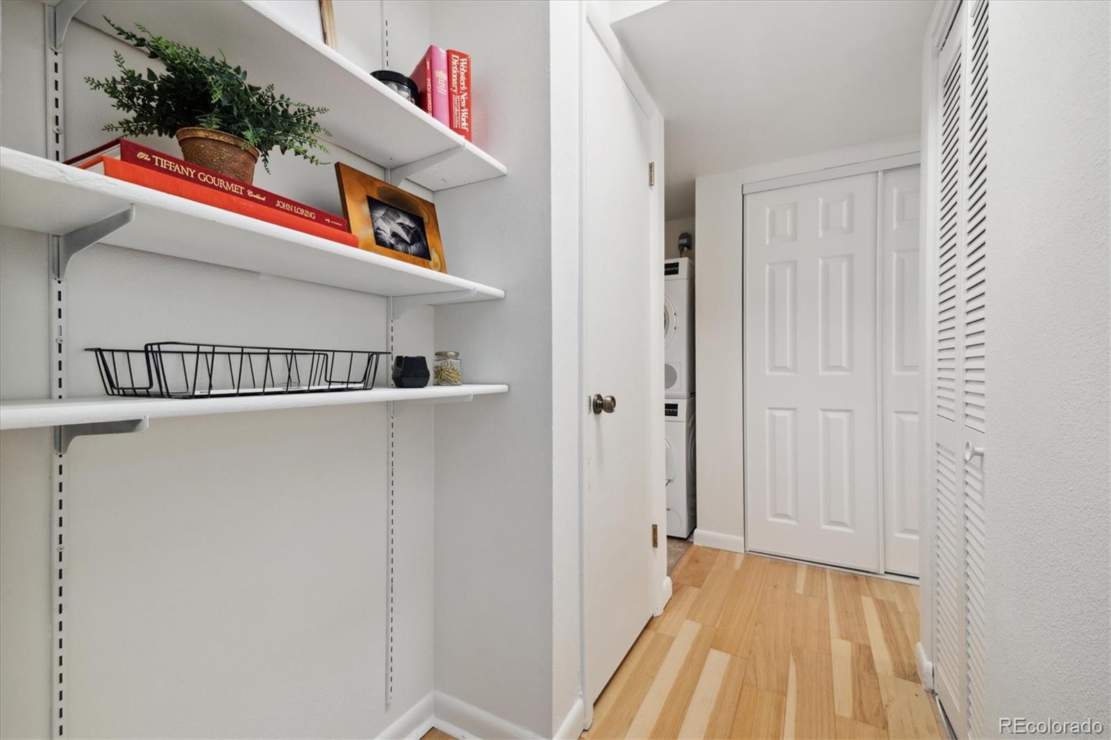 301 W Lehow Avenue Unit: 14B