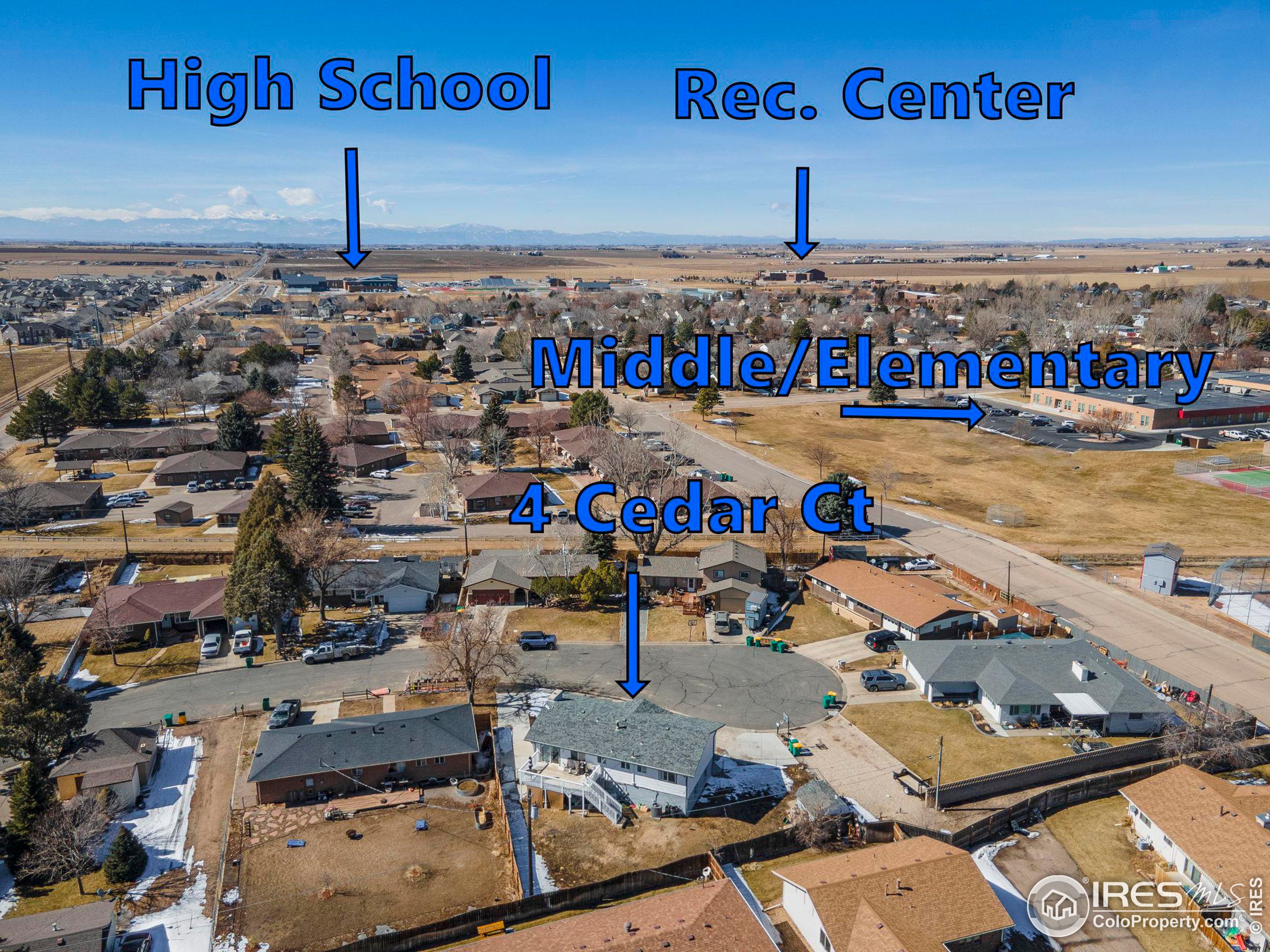 4 Cedar Ct