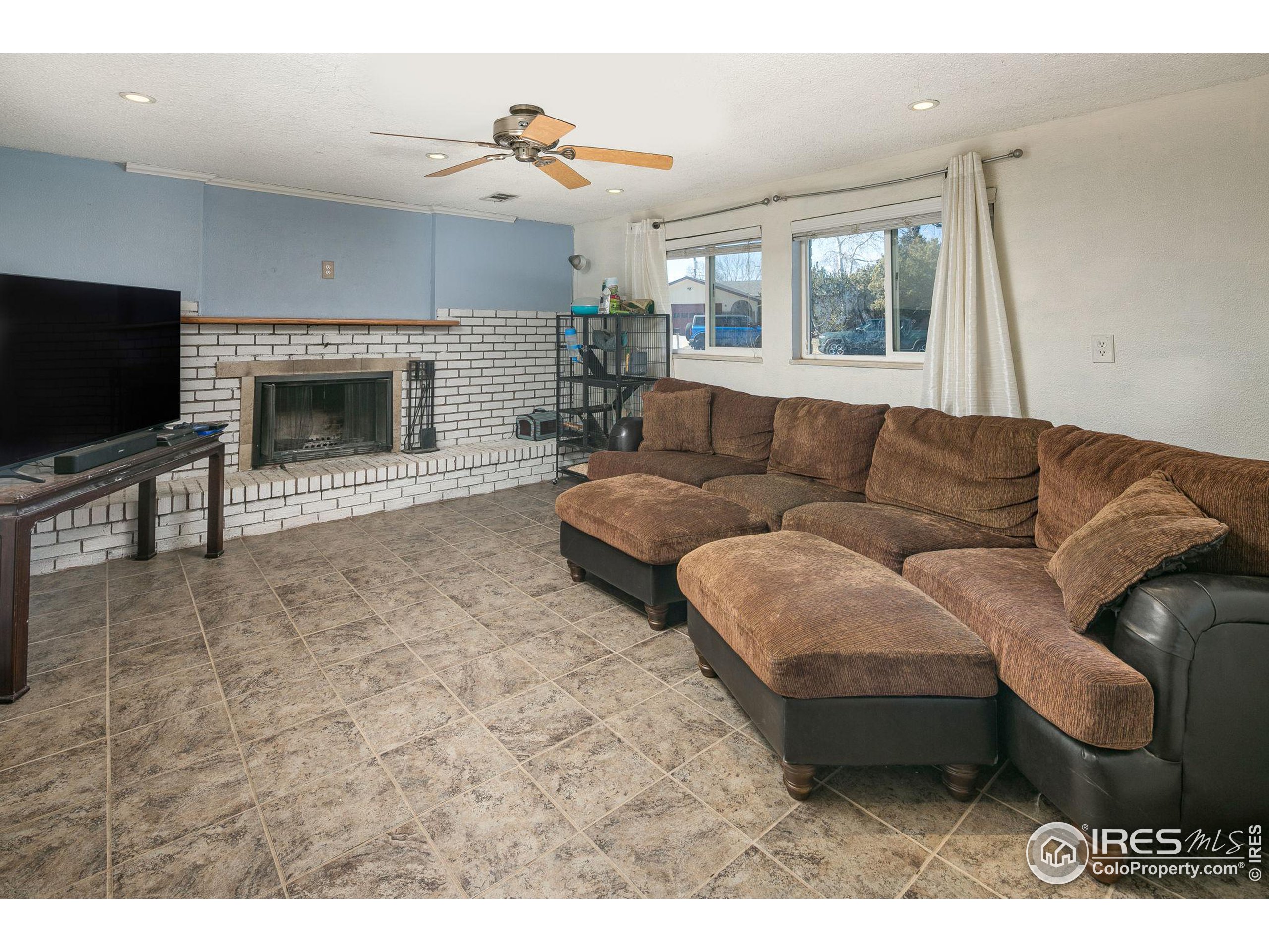 4 Cedar Ct