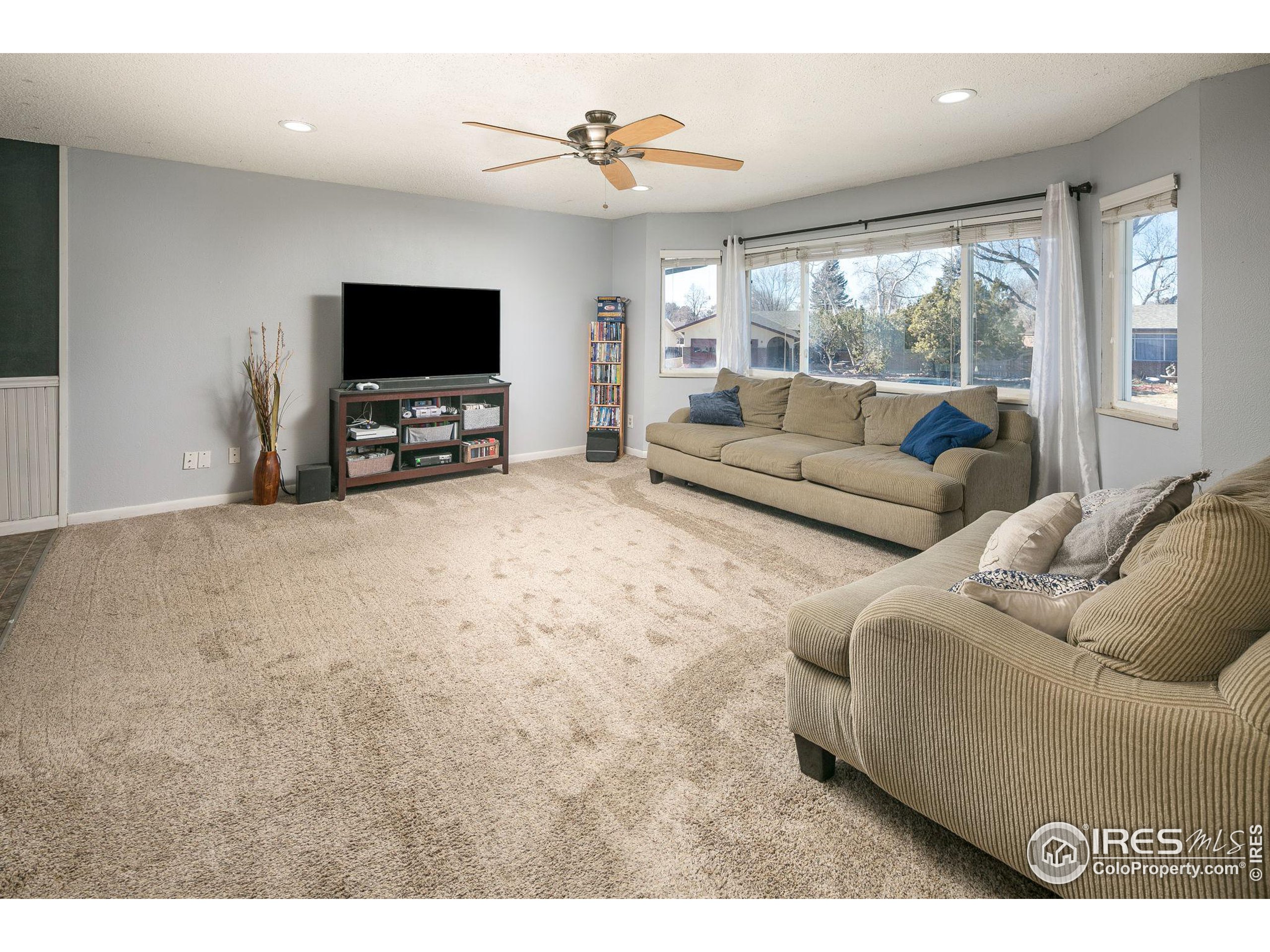 4 Cedar Ct