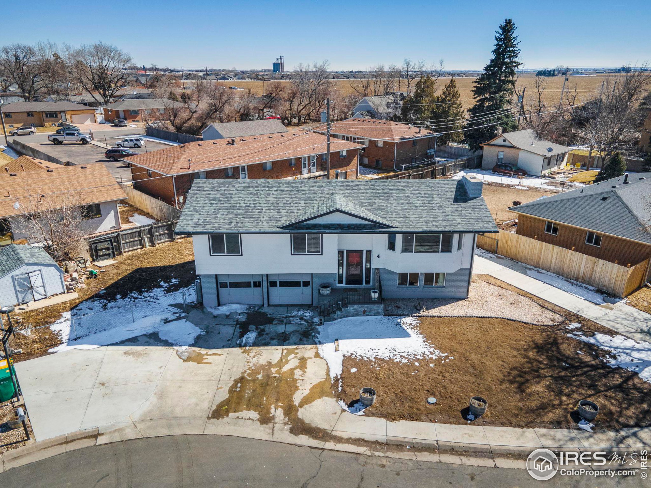 4 Cedar Ct