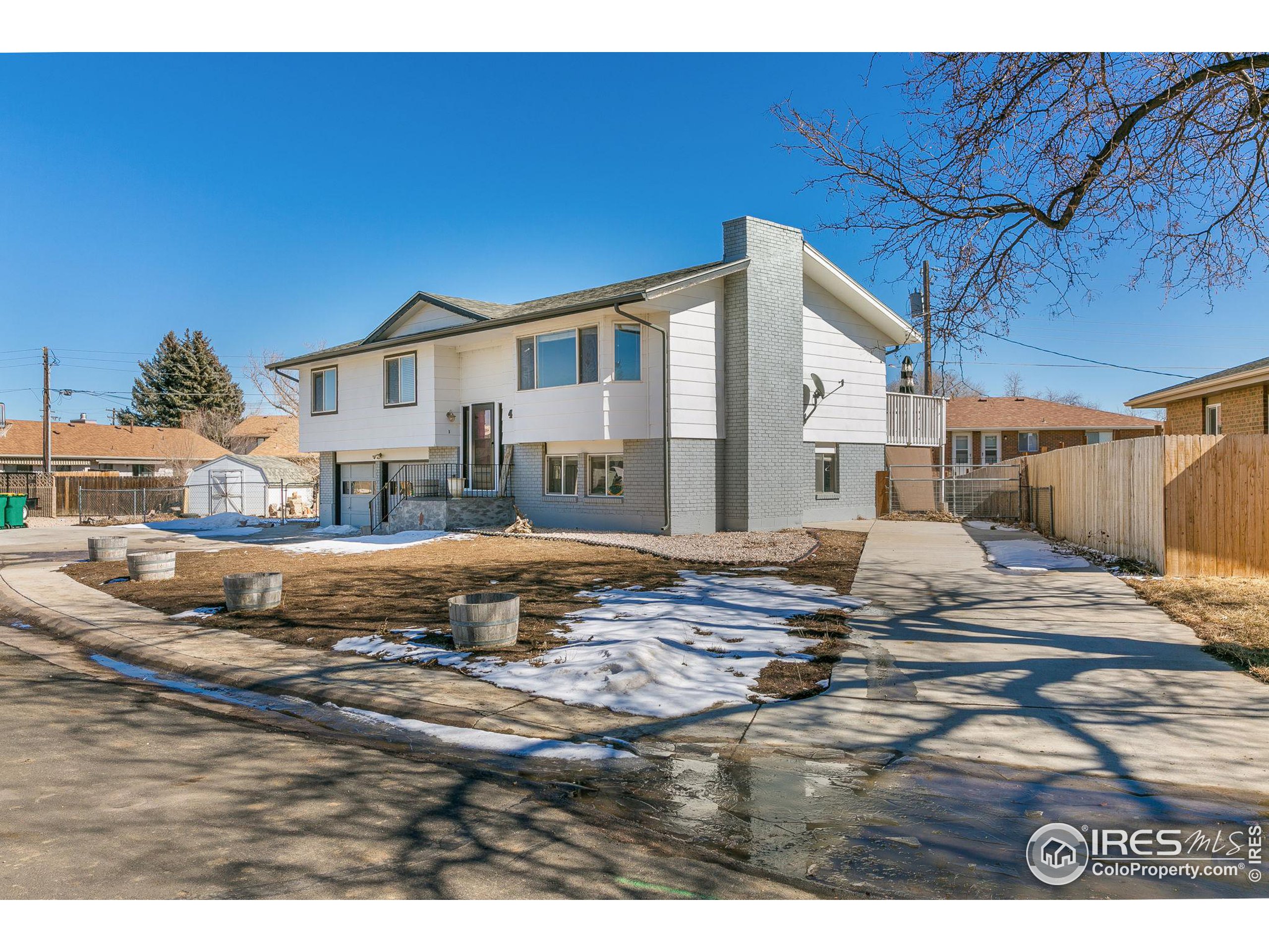 4 Cedar Ct
