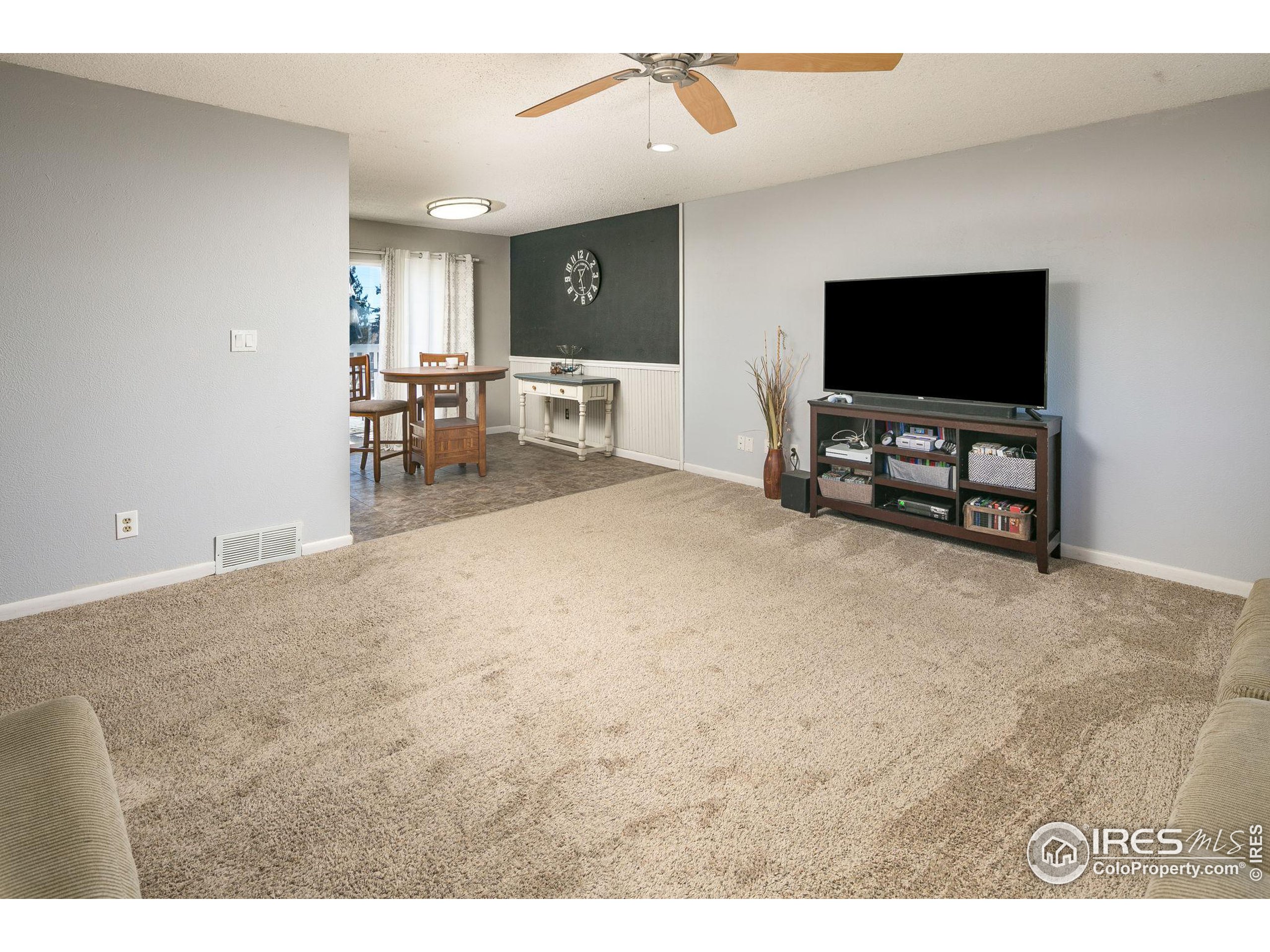 4 Cedar Ct