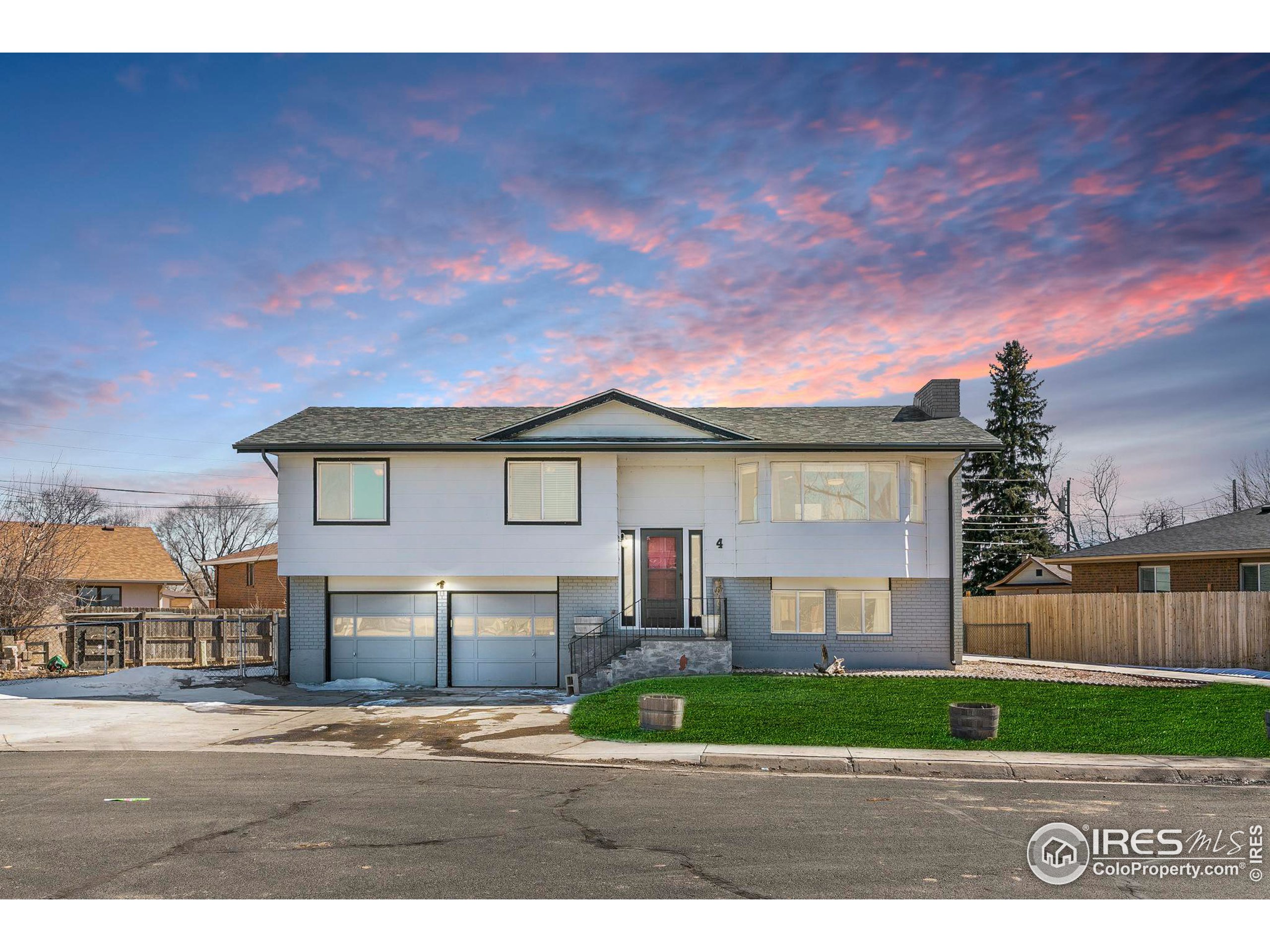 4 Cedar Ct