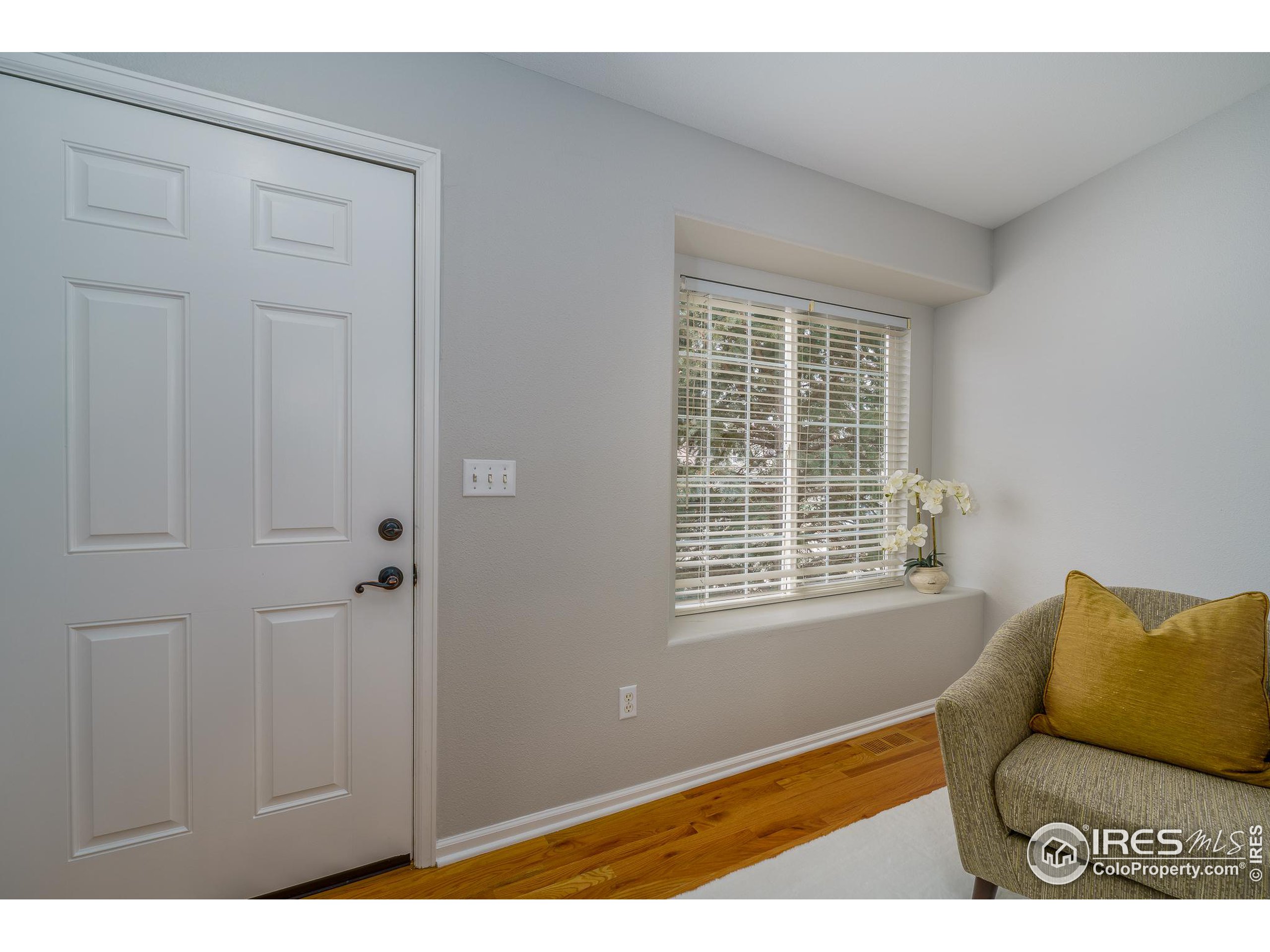 3142 W Yarrow Cir