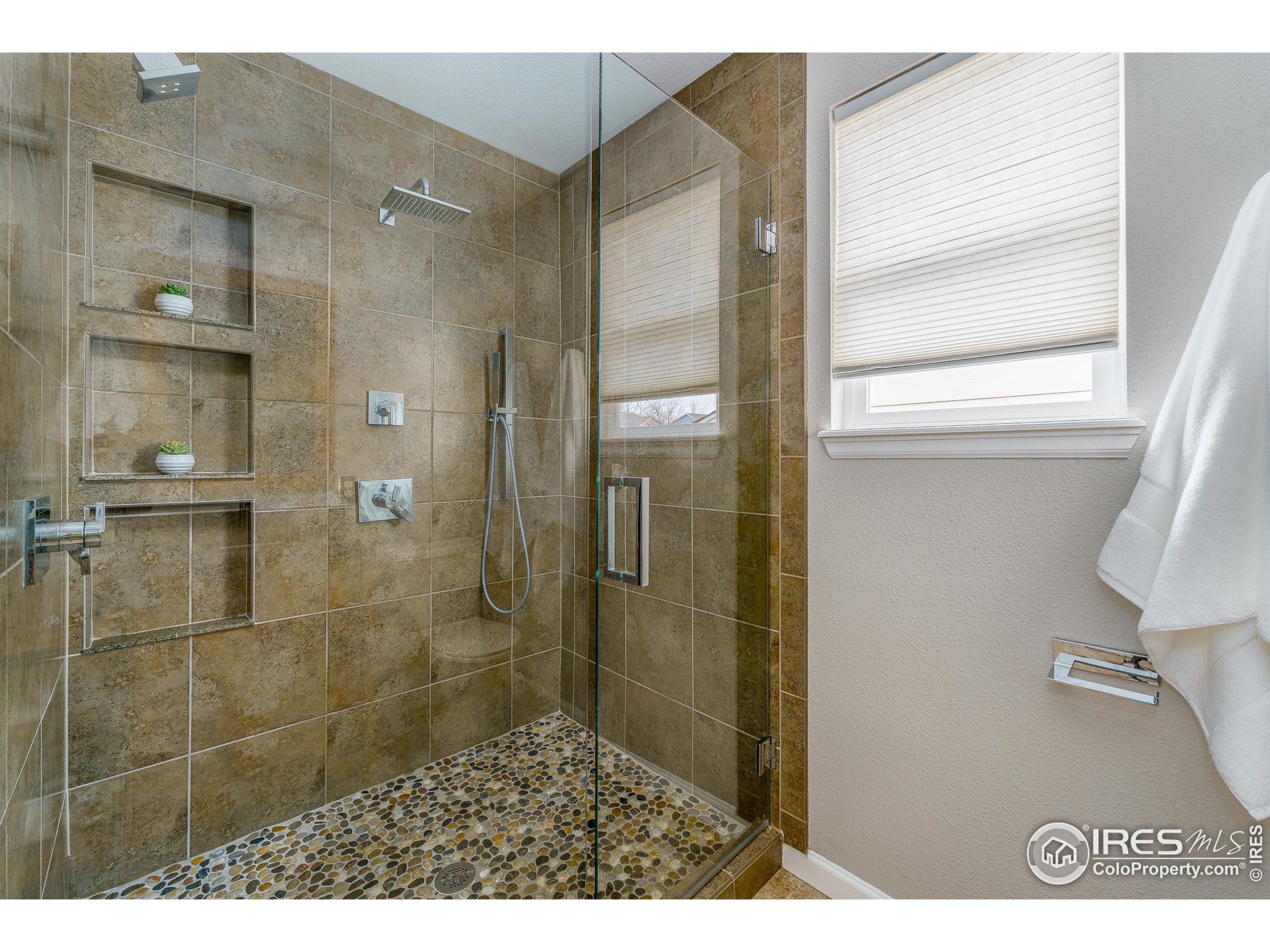 3142 W Yarrow Cir