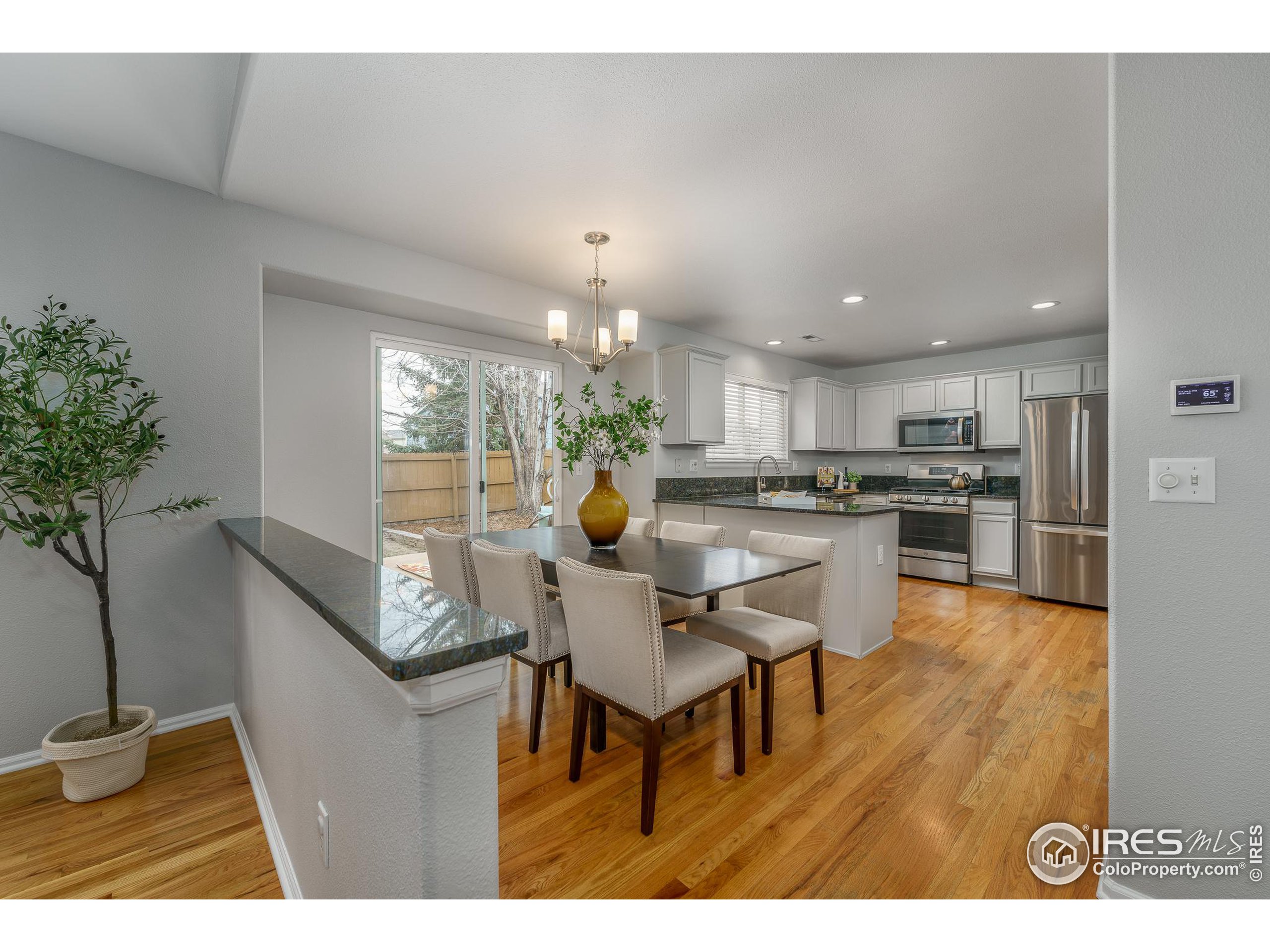 3142 W Yarrow Cir