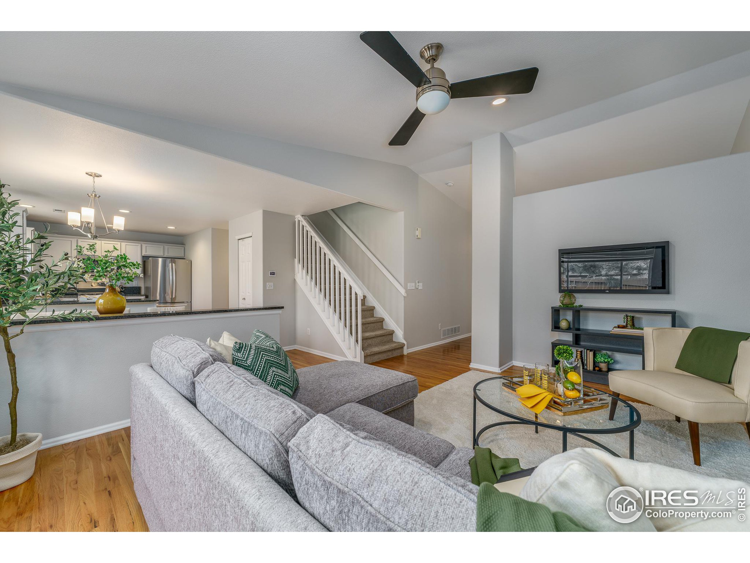 3142 W Yarrow Cir