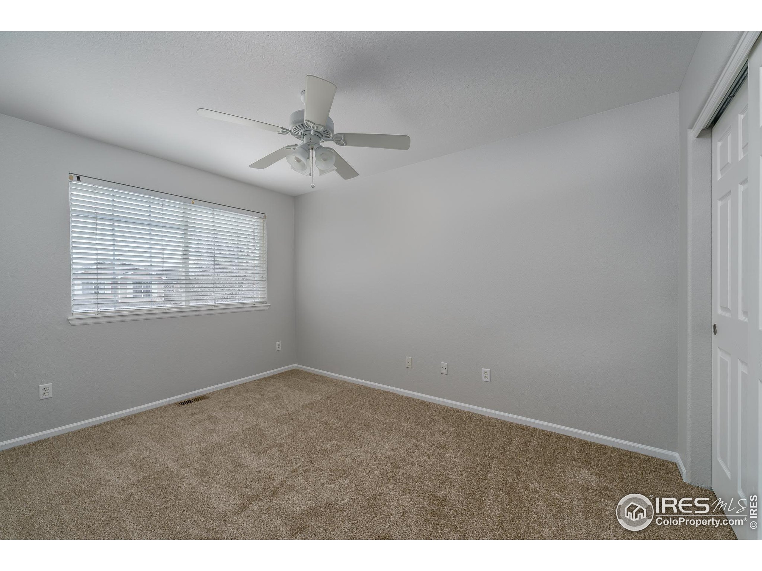 3142 W Yarrow Cir