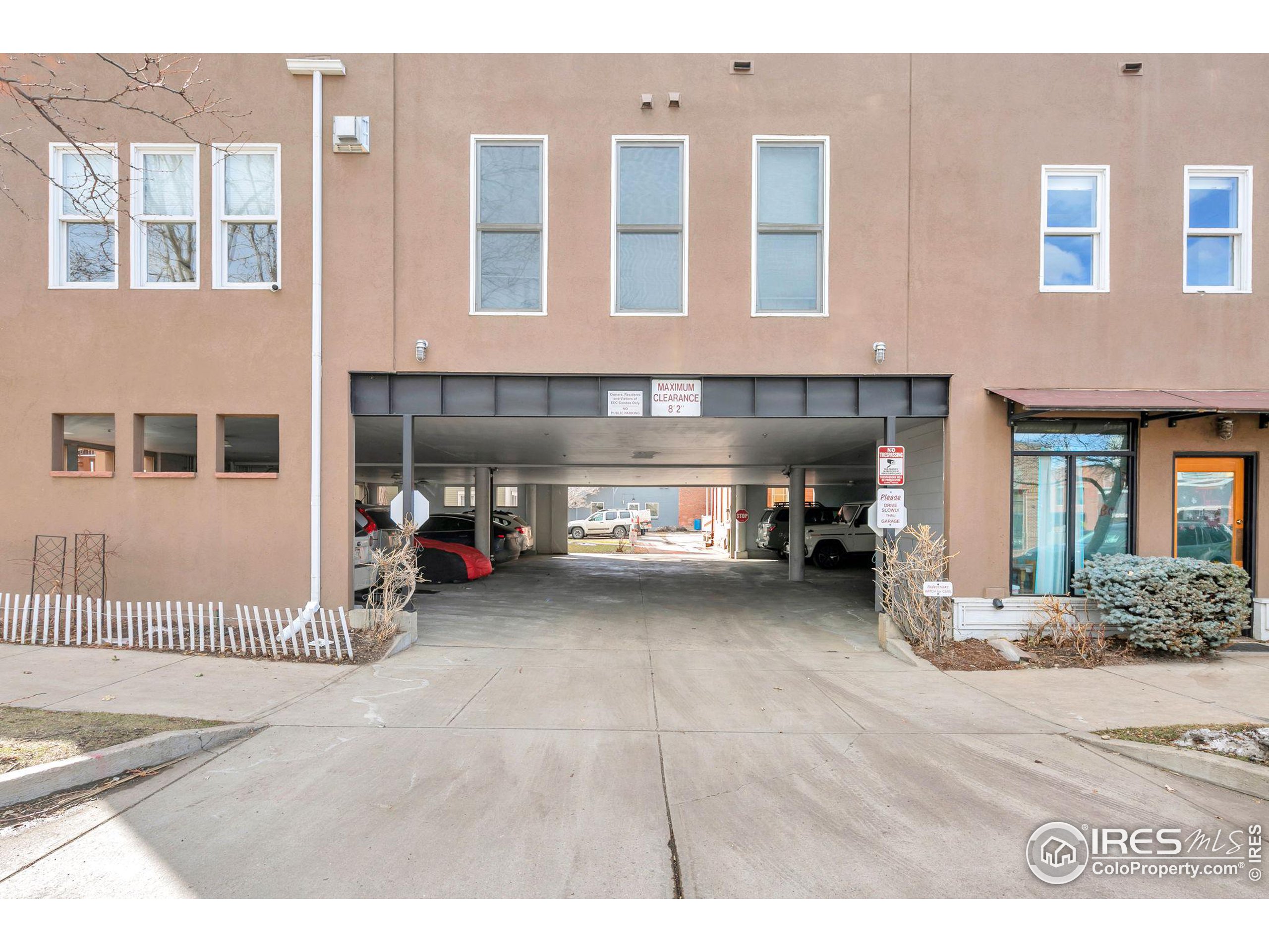 1938 Pearl St Unit: 201