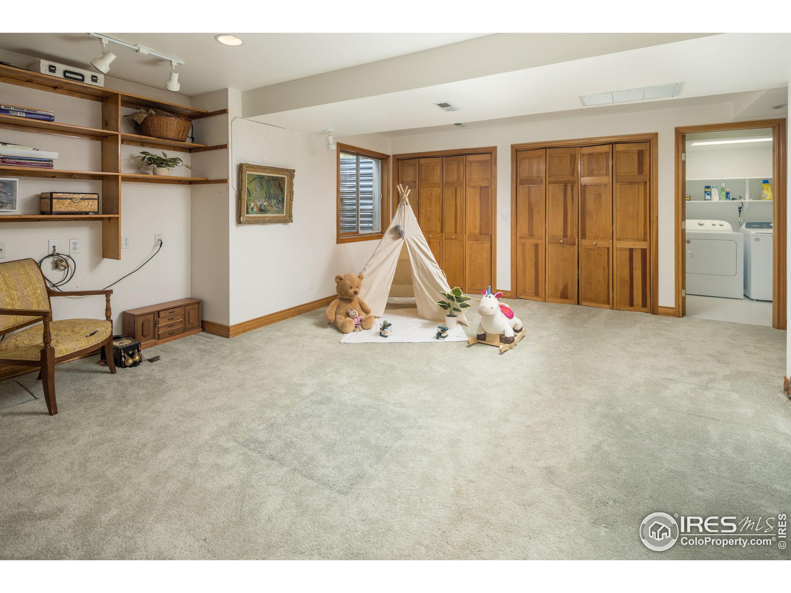 5551 Jewel Creek Ct