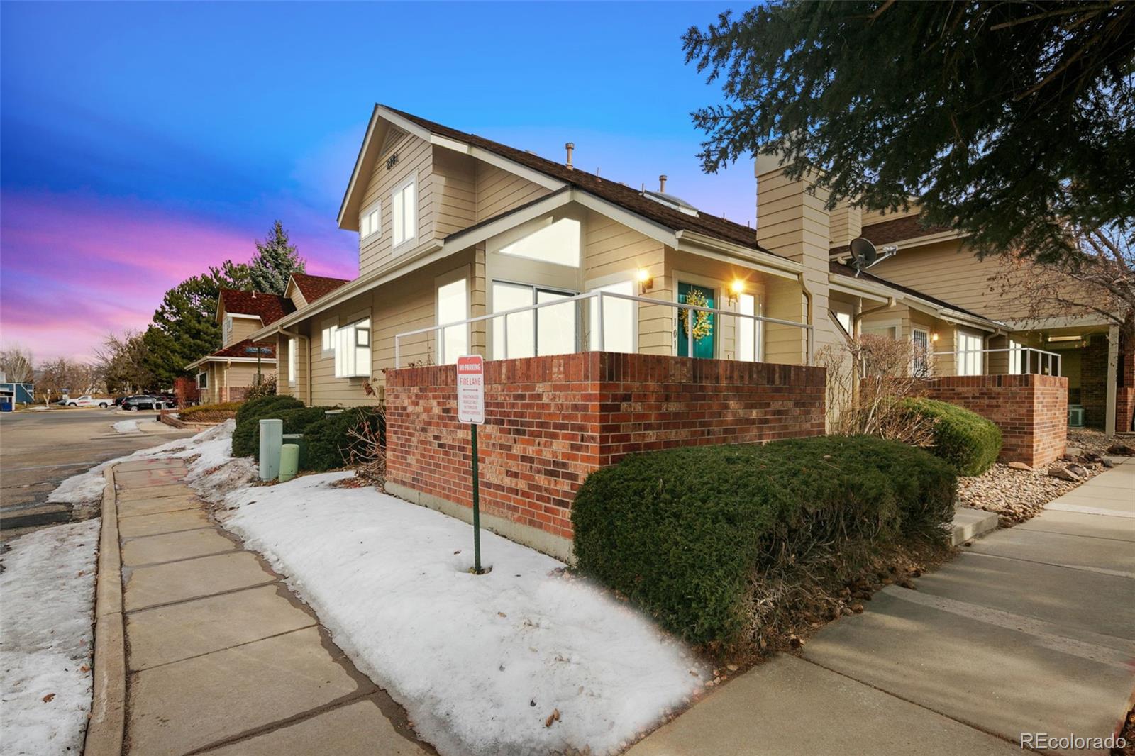 2181 S Troy Way Unit: 101