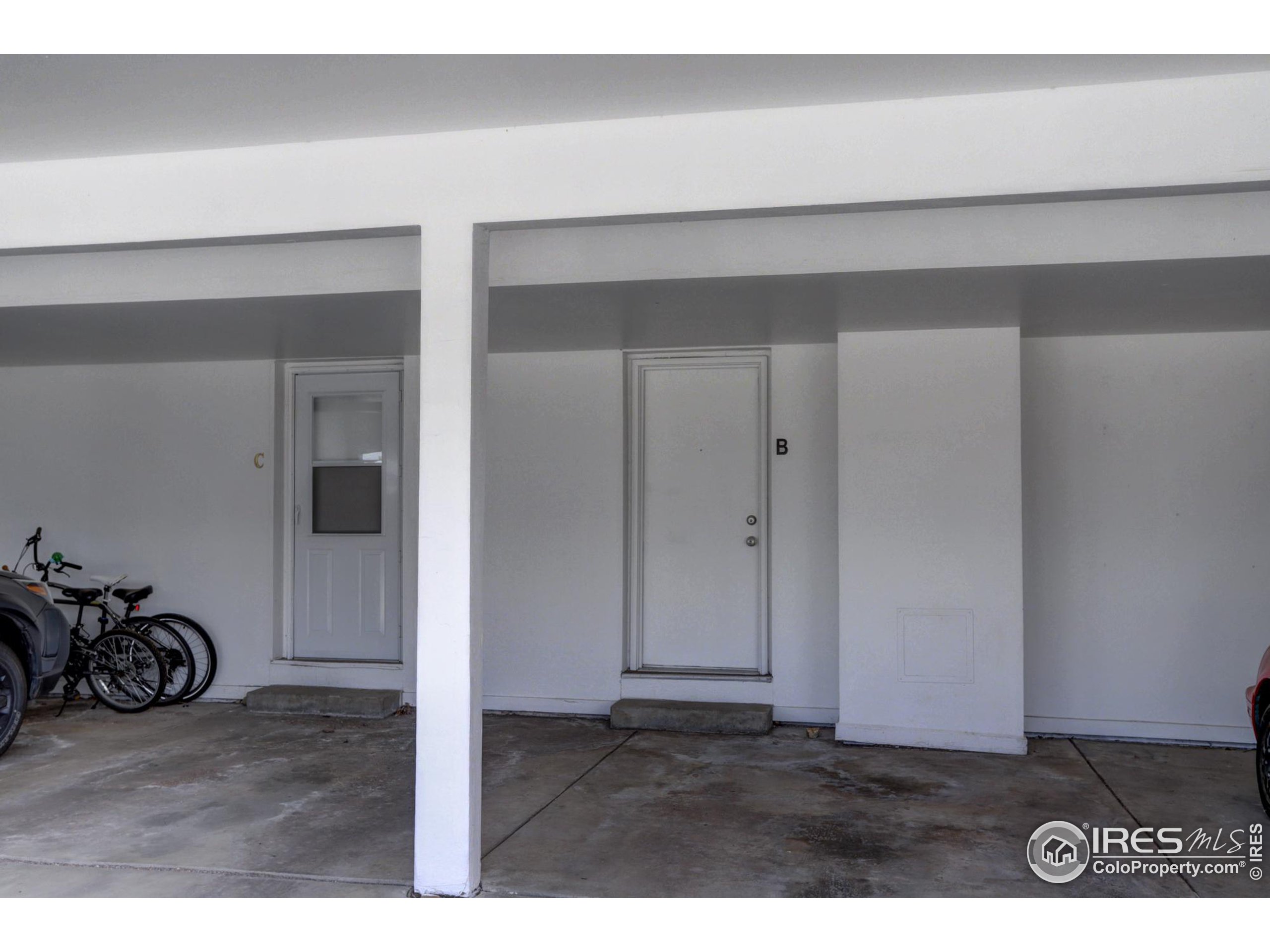 1111 Monroe Dr Unit: B