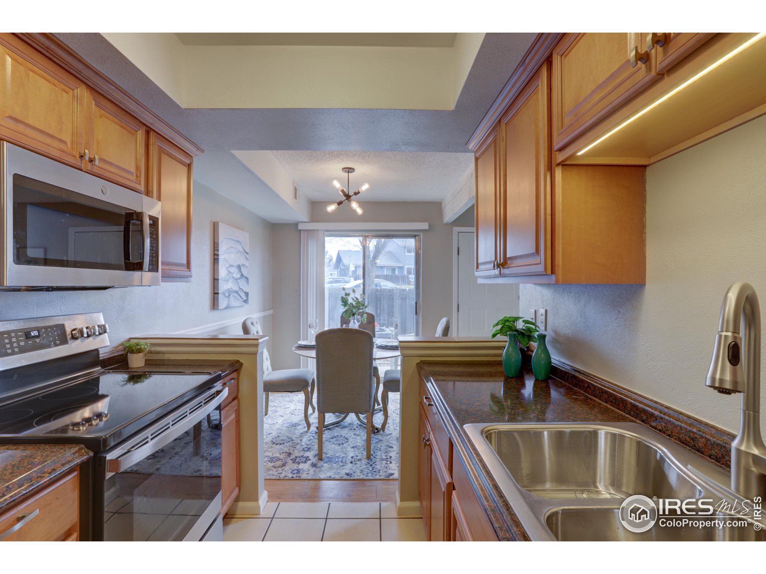 1111 Monroe Dr Unit: B