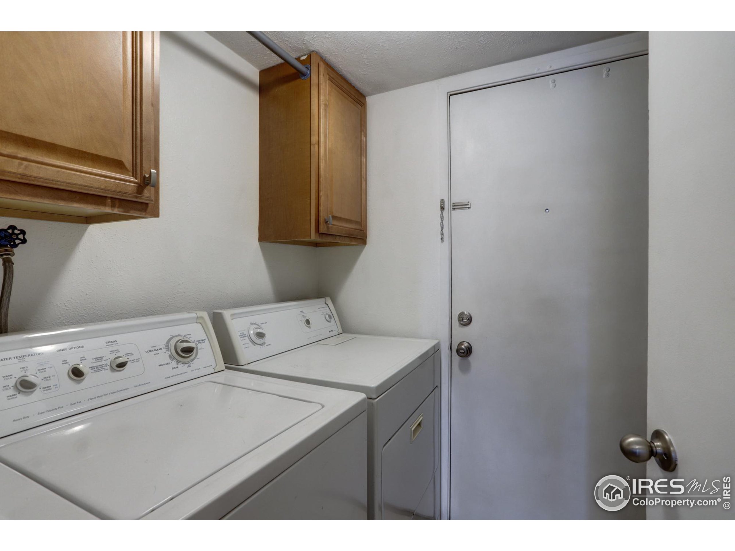 1111 Monroe Dr Unit: B